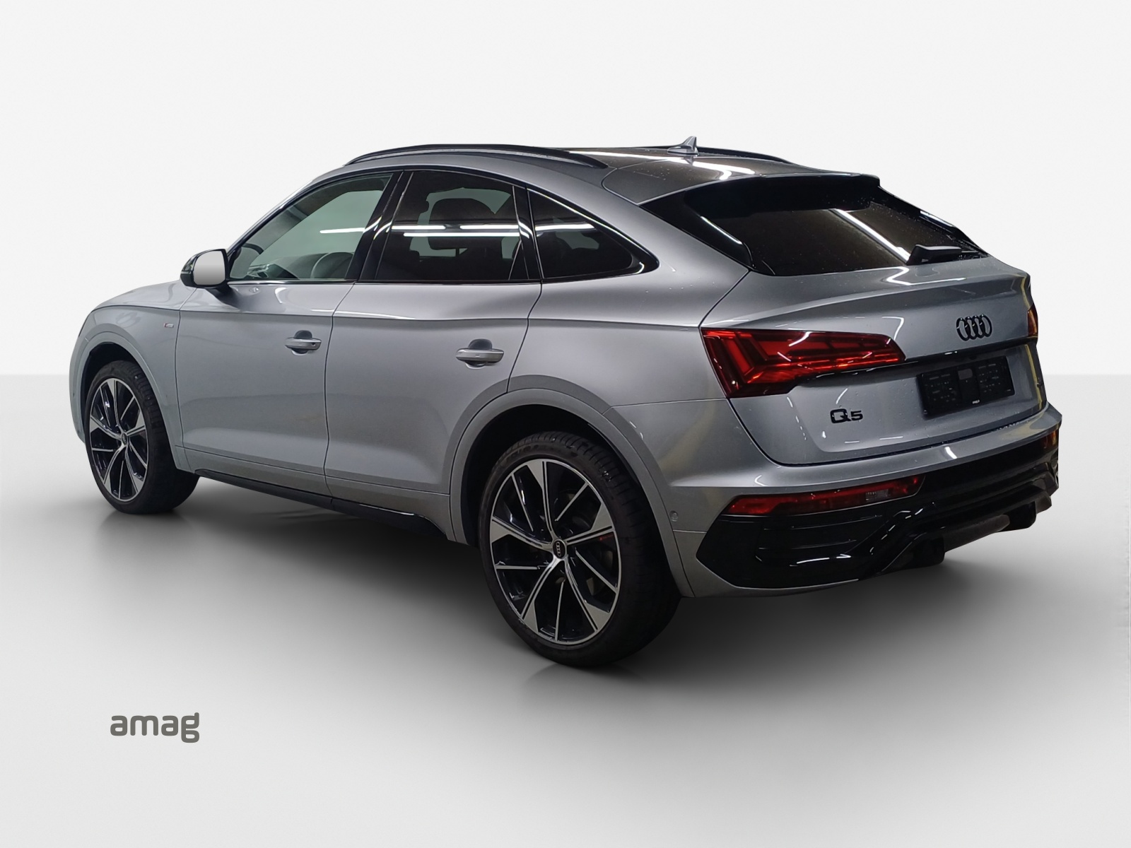 AUDI Q5 Sportback 40 TDI S line quattro S-tronic-showroom-element-2