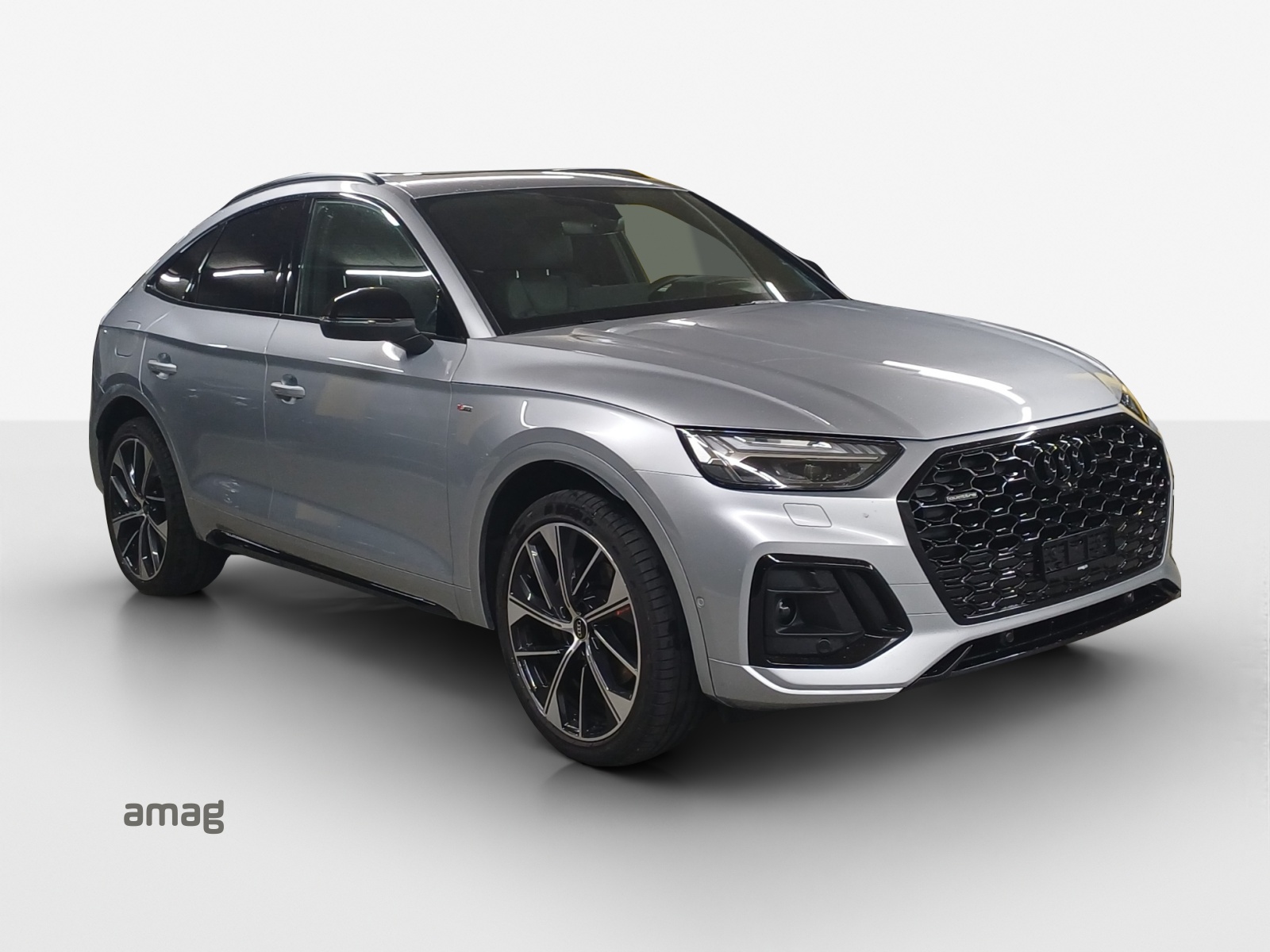 AUDI Q5 Sportback 40 TDI S line quattro S-tronic-image-5