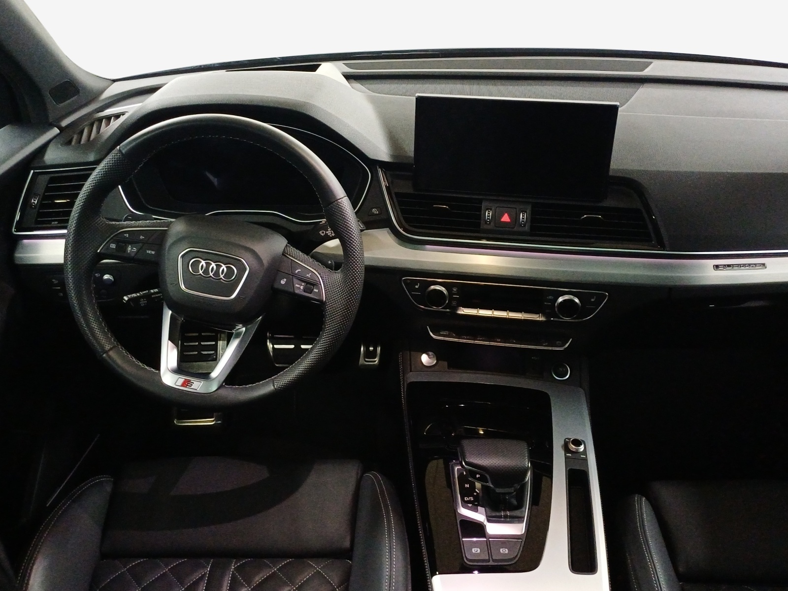 AUDI Q5 Sportback 40 TDI S line quattro S-tronic-image-8