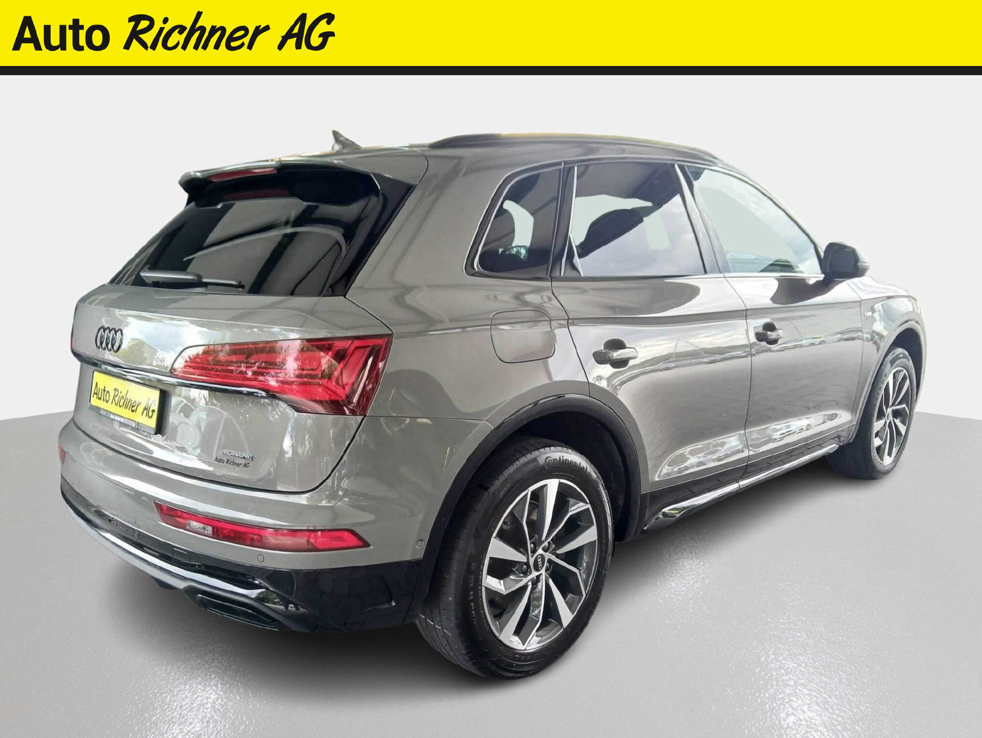 AUDI Q5 2.0 40 TFSI S Line quattro S-Tronic-showroom-element-3