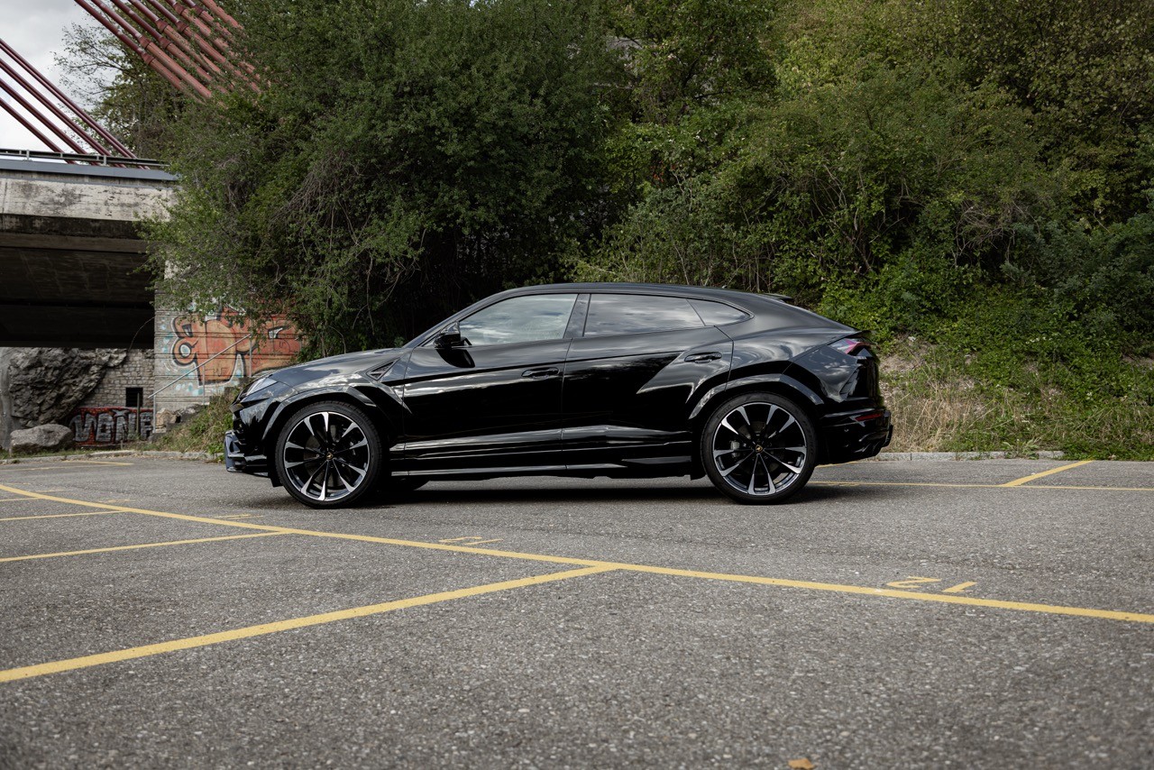 LAMBORGHINI 636 Urus-image-15
