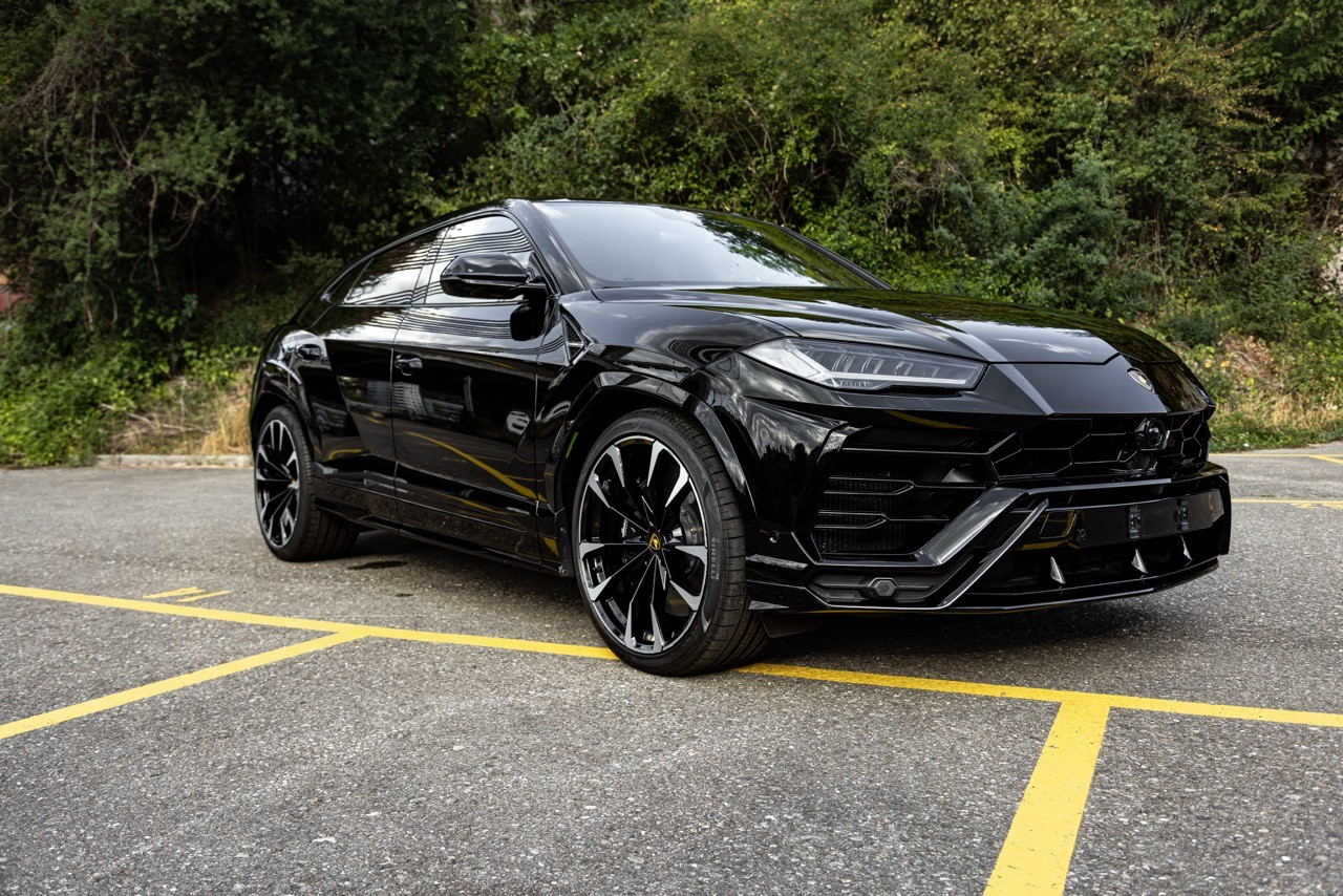 LAMBORGHINI 636 Urus-image-13