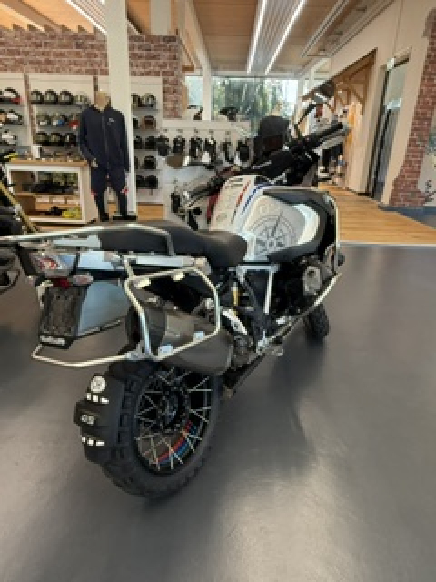 BMW R 1250 GS Adventure-image-1
