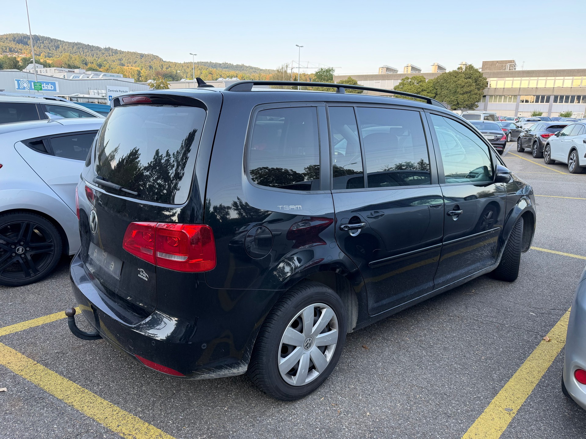 VW Touran 1.4 TSI Highline DSG-showroom-element-3