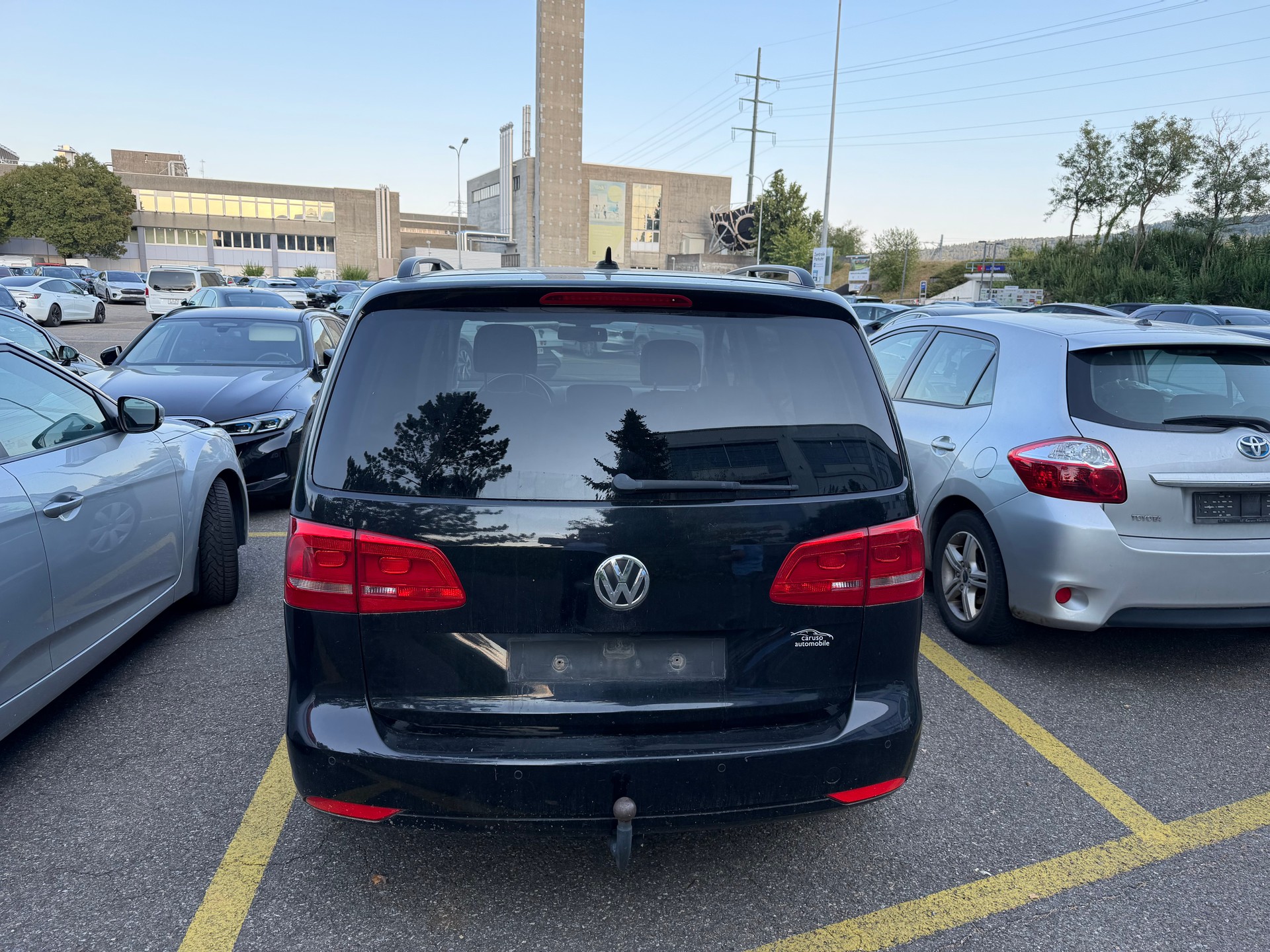 VW Touran 1.4 TSI Highline DSG-showroom-element-2