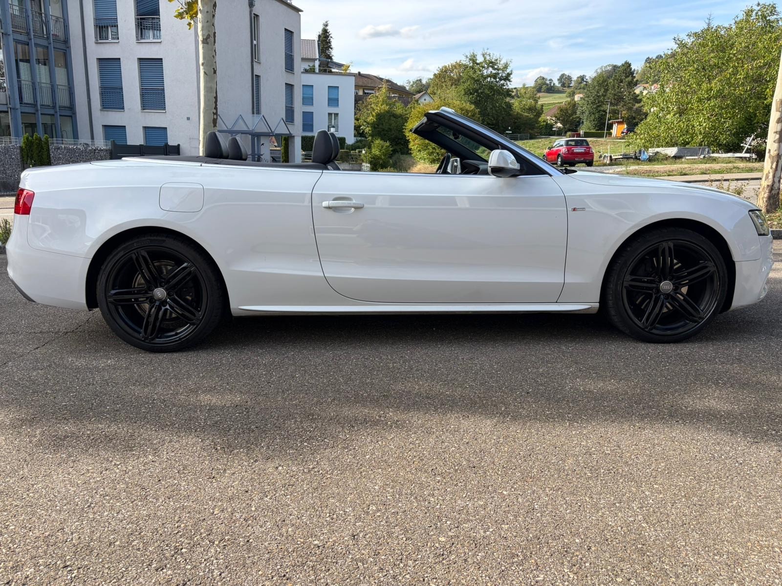 AUDI A5 Cabriolet 3.0 TDI S-Line-image-13