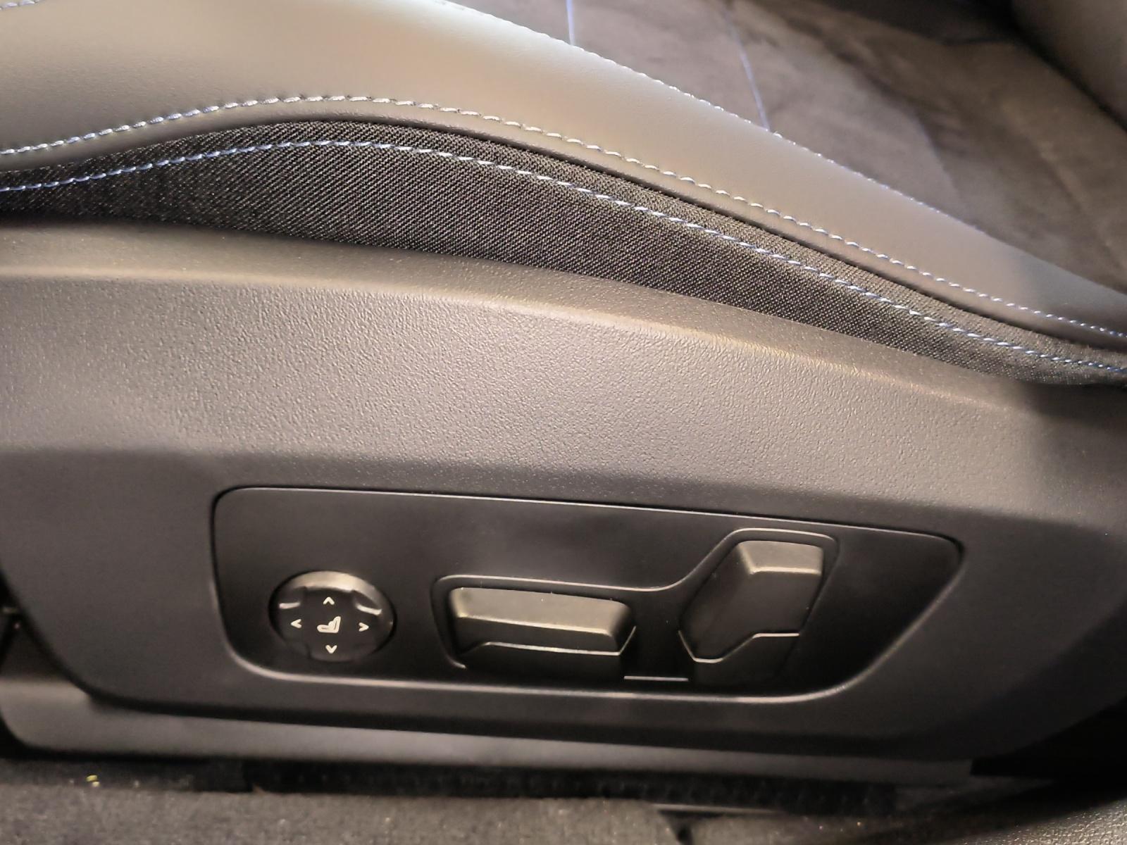 BMW M135i xDrive-image-21