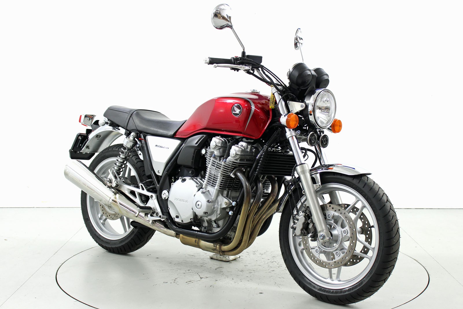 HONDA CB 1100 ABS-image-1