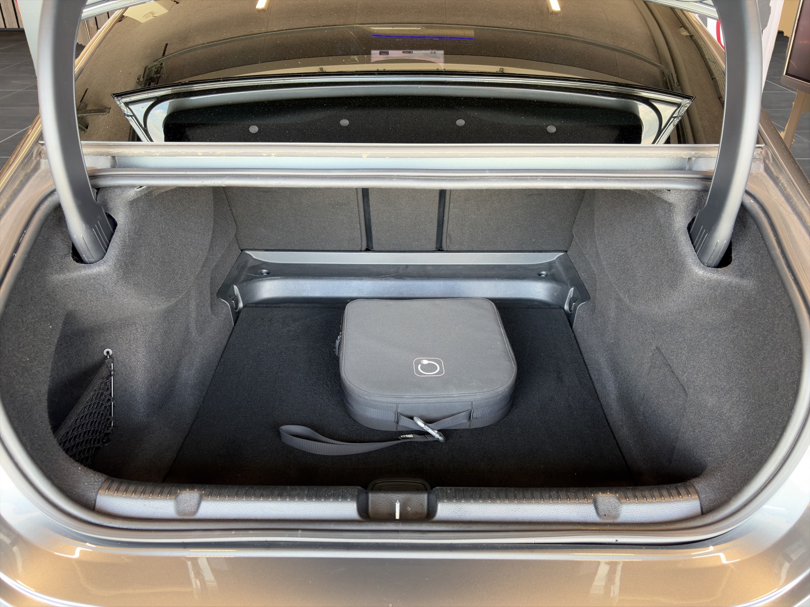 MERCEDES-BENZ EQE 53 AMG 4 Matic+-image-14