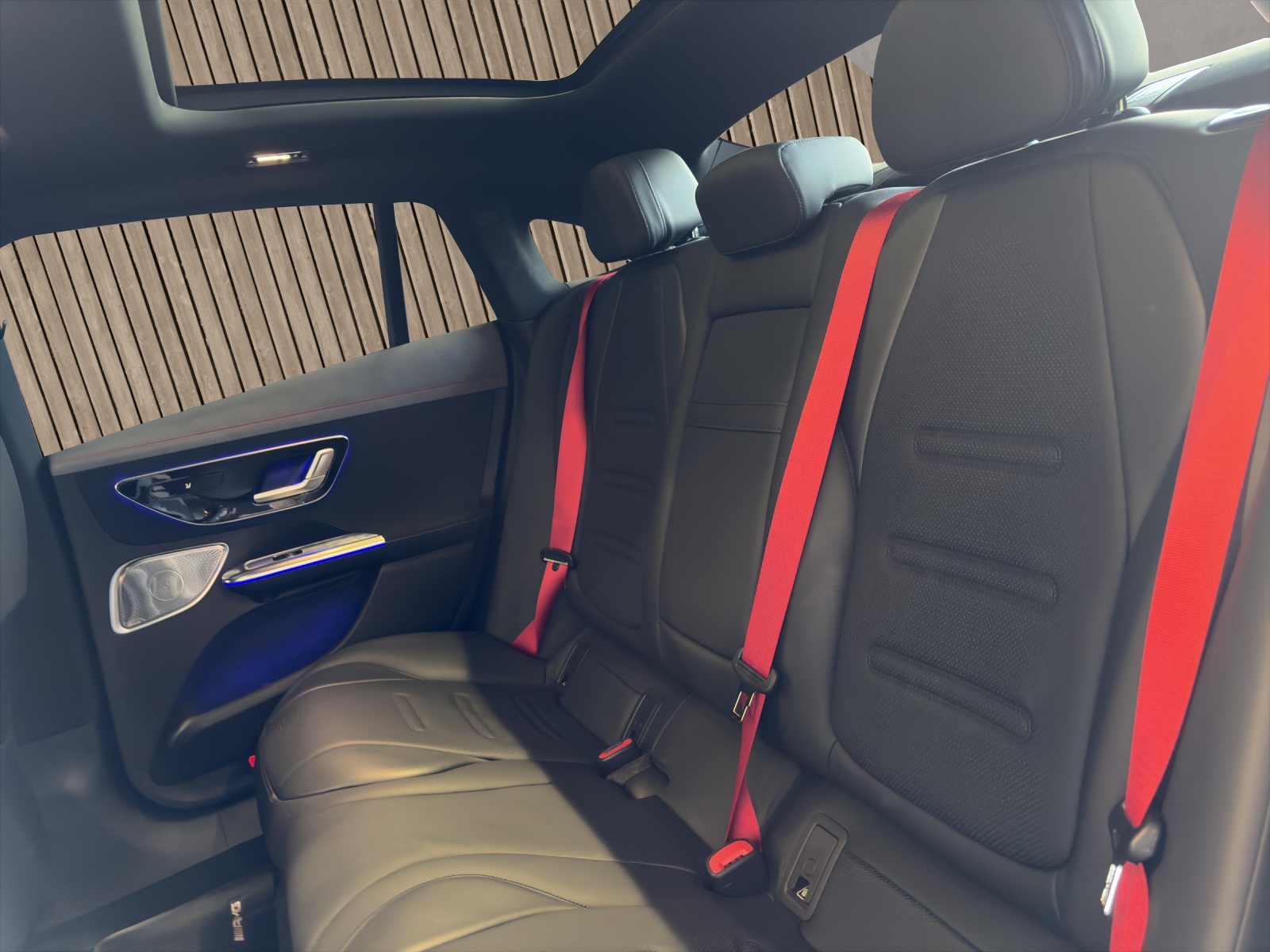 MERCEDES-BENZ EQE 53 AMG 4 Matic+-image-12
