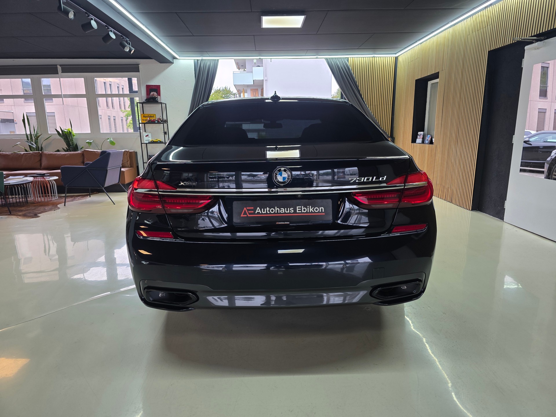 BMW 730Ld xDrive Steptronic M-Sport-image-5