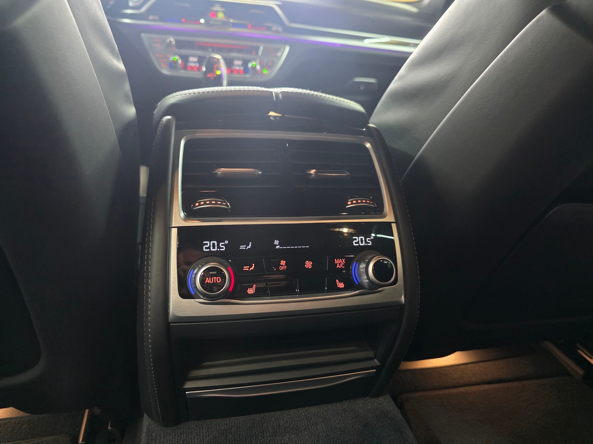 BMW 730Ld xDrive Steptronic M-Sport-image-22