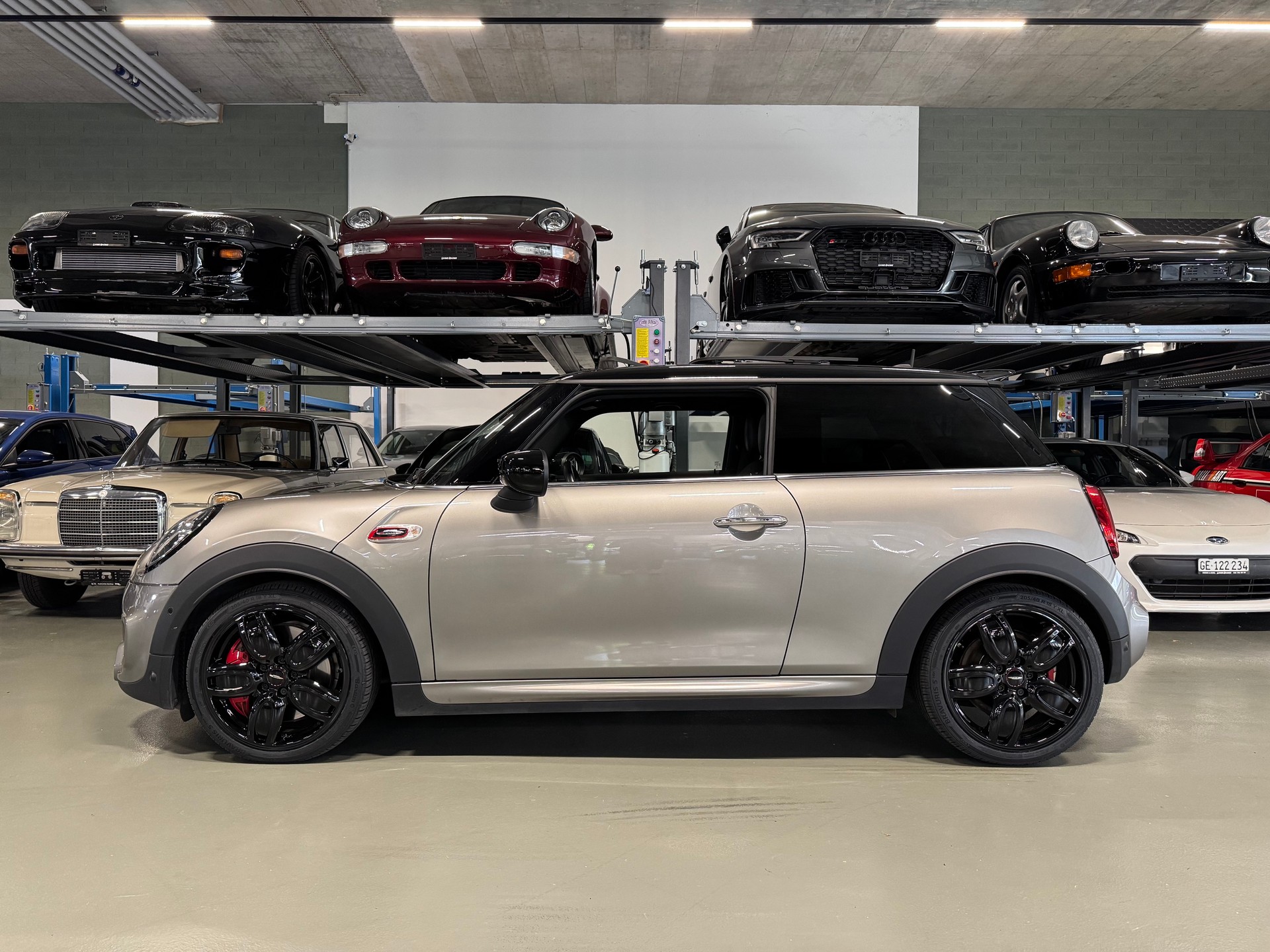 MINI Cooper John Cooper Works DKG