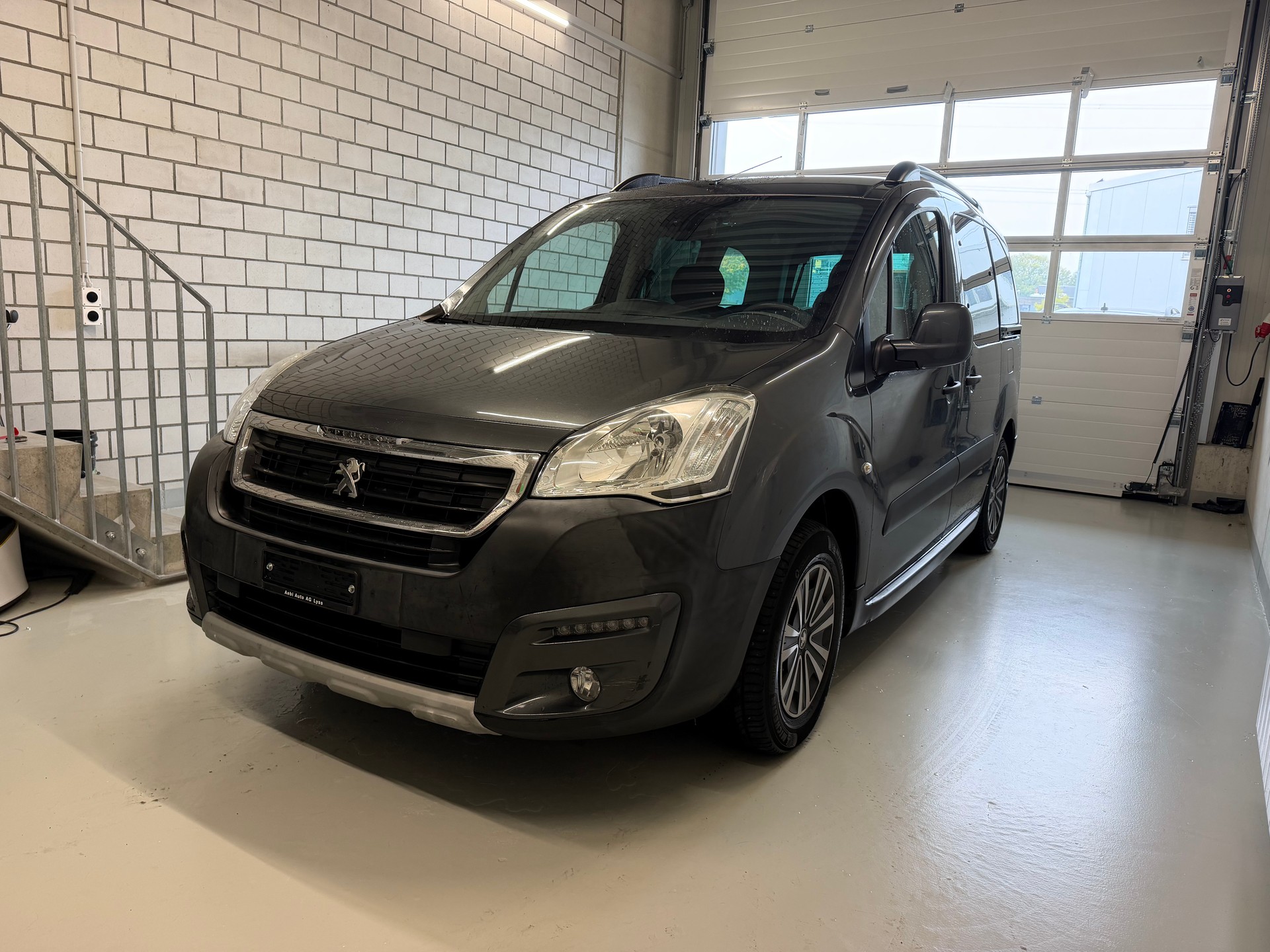 PEUGEOT Partner 1.6 VTi Active