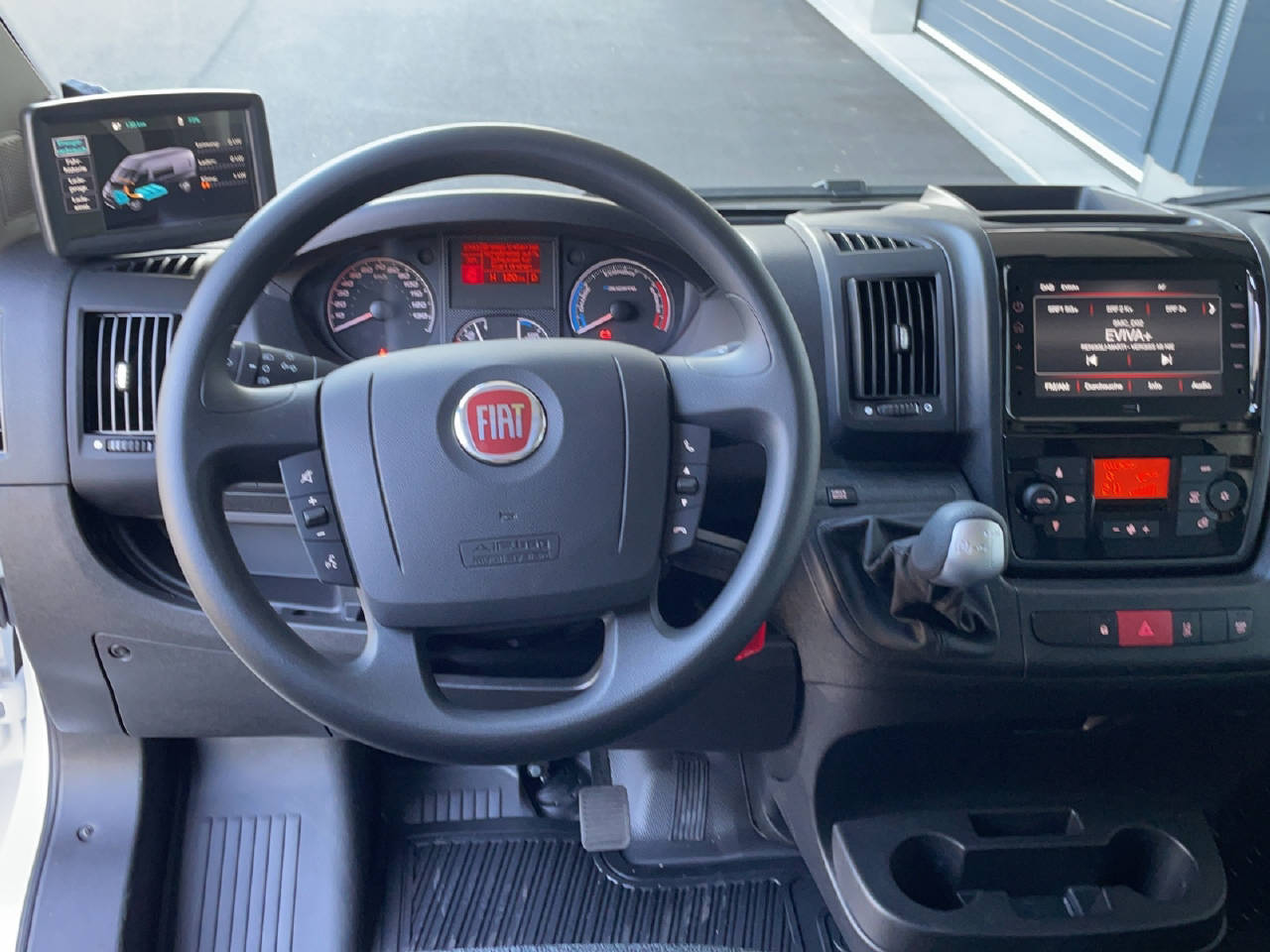 FIAT E-Ducato 35 47 kWh L3H2-image-5