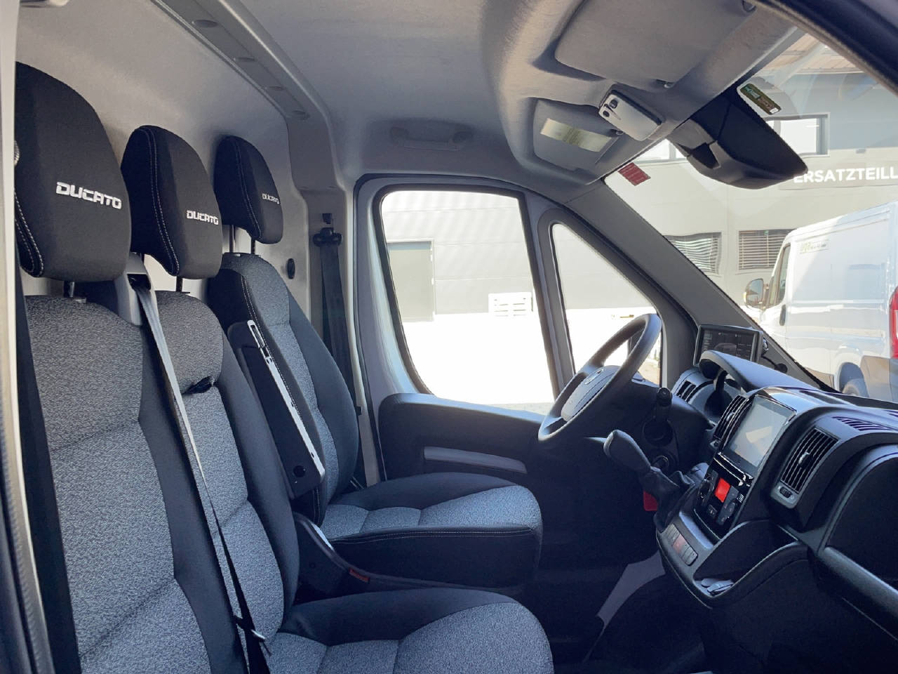 FIAT E-Ducato 35 47 kWh L3H2-image-10