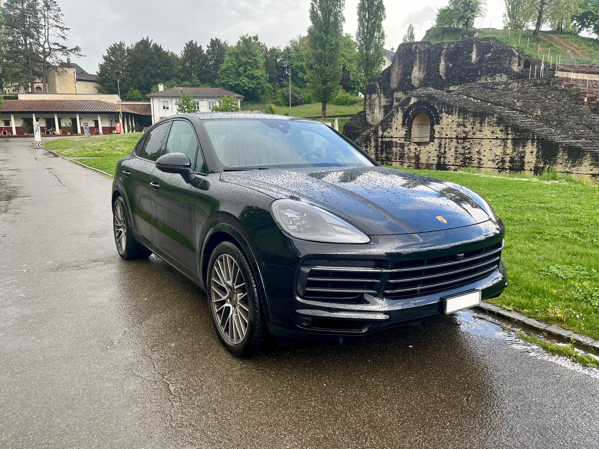 PORSCHE Cayenne Coupé Platinum Edition