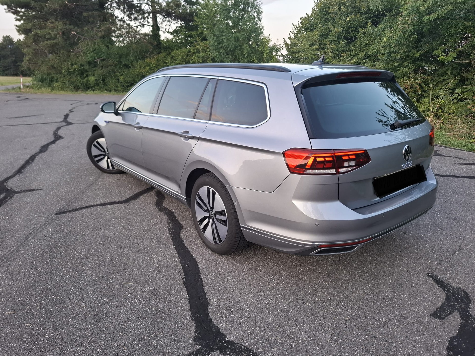 VW Passat Variant 1.4 TSI GTE Hybrid DSG-image-6