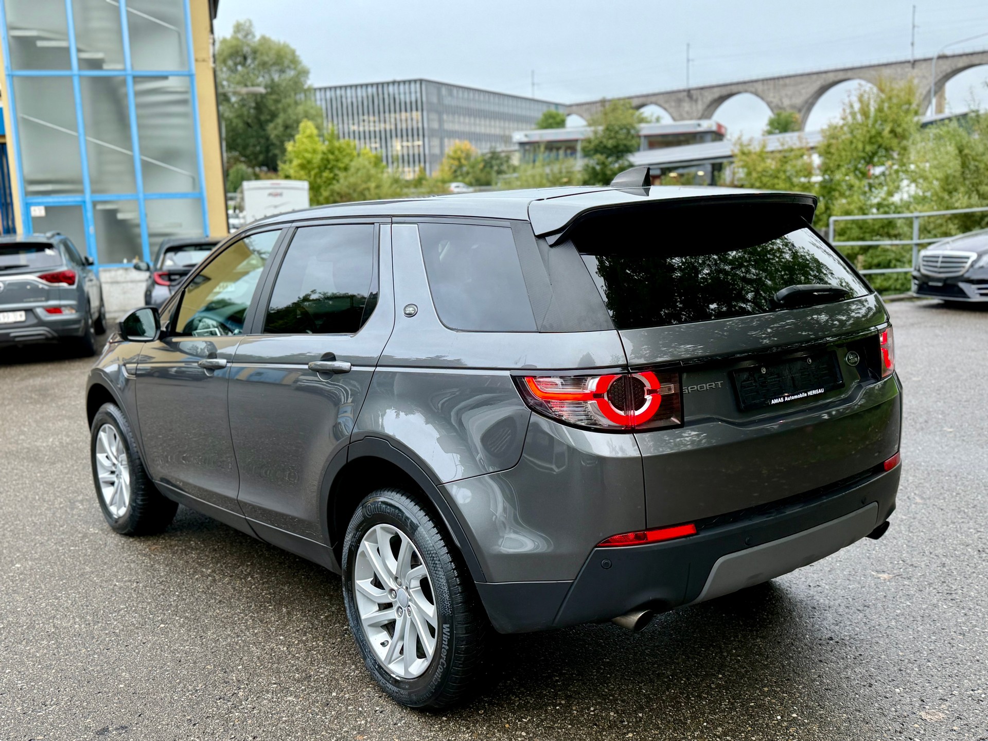 LAND ROVER Discovery Sport 2.0 TD4 SE AT9-image-2