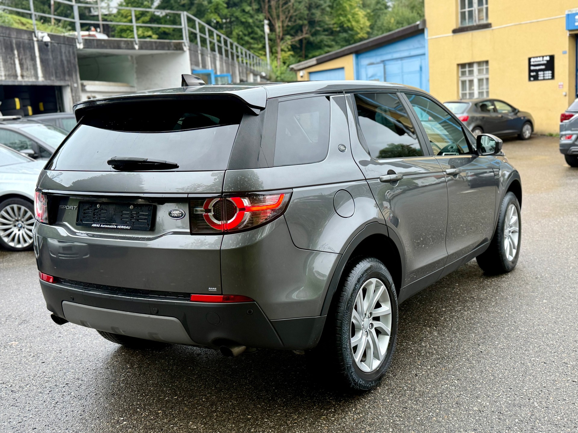 LAND ROVER Discovery Sport 2.0 TD4 SE AT9-image-14