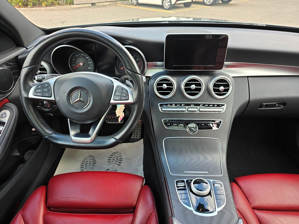 MERCEDES-BENZ C 400 AMG Line 4matic Kombi-image-17