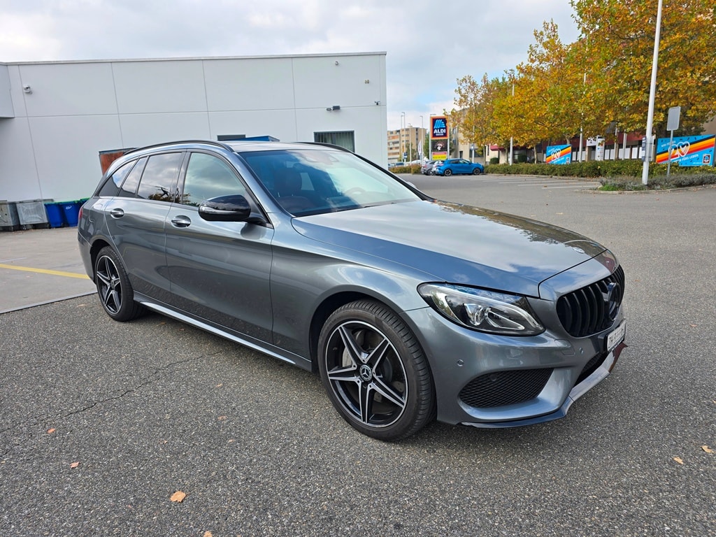 MERCEDES-BENZ C 400 AMG Line 4matic Kombi-image-10