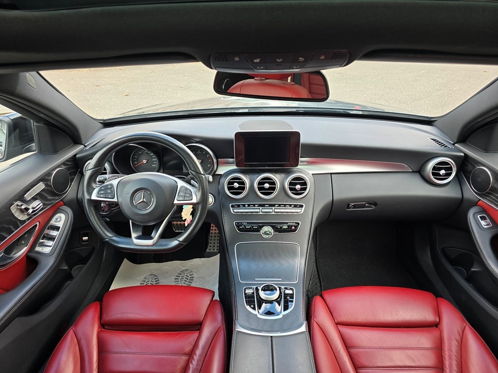 MERCEDES-BENZ C 400 AMG Line 4matic Kombi-image-16