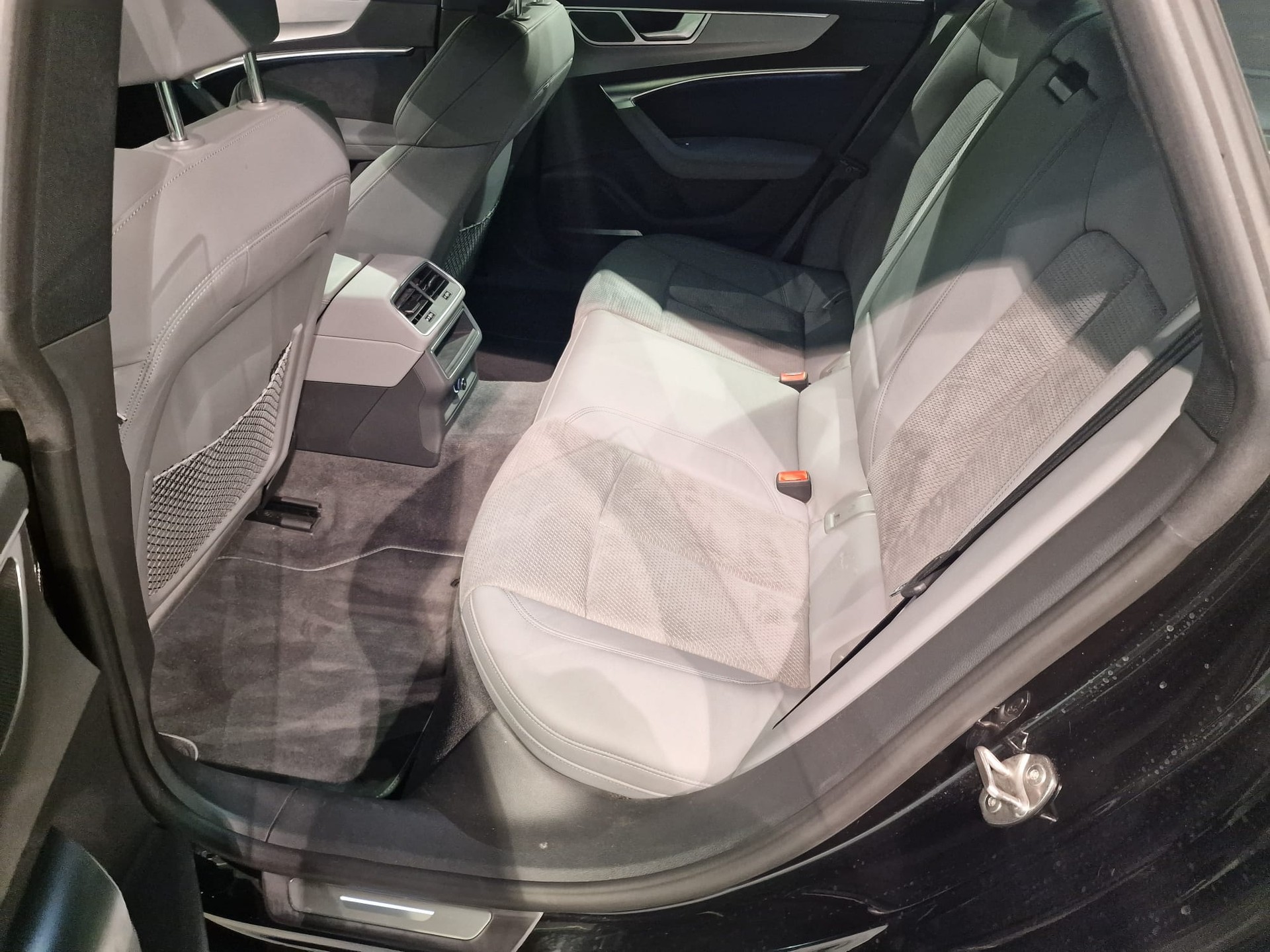 AUDI A7 Sportback 50 TDI quattro S-tronic-image-8