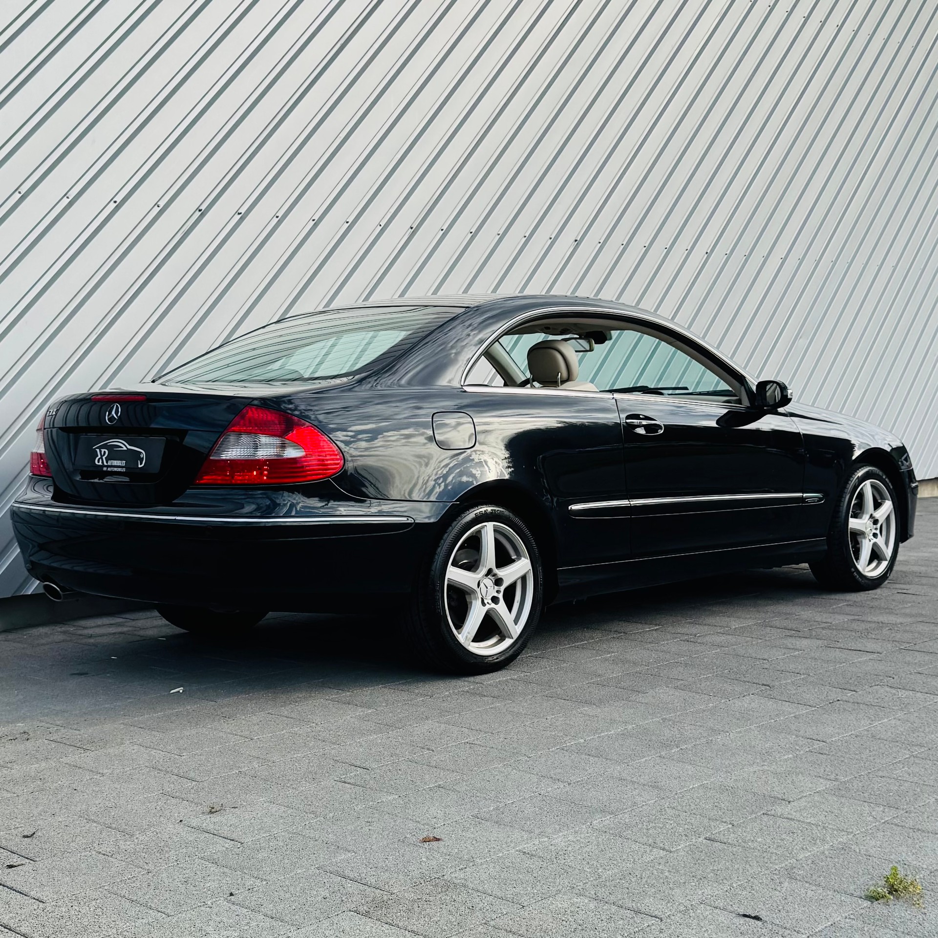 MERCEDES-BENZ CLK 200 Kompressor Elegance-showroom-element-2