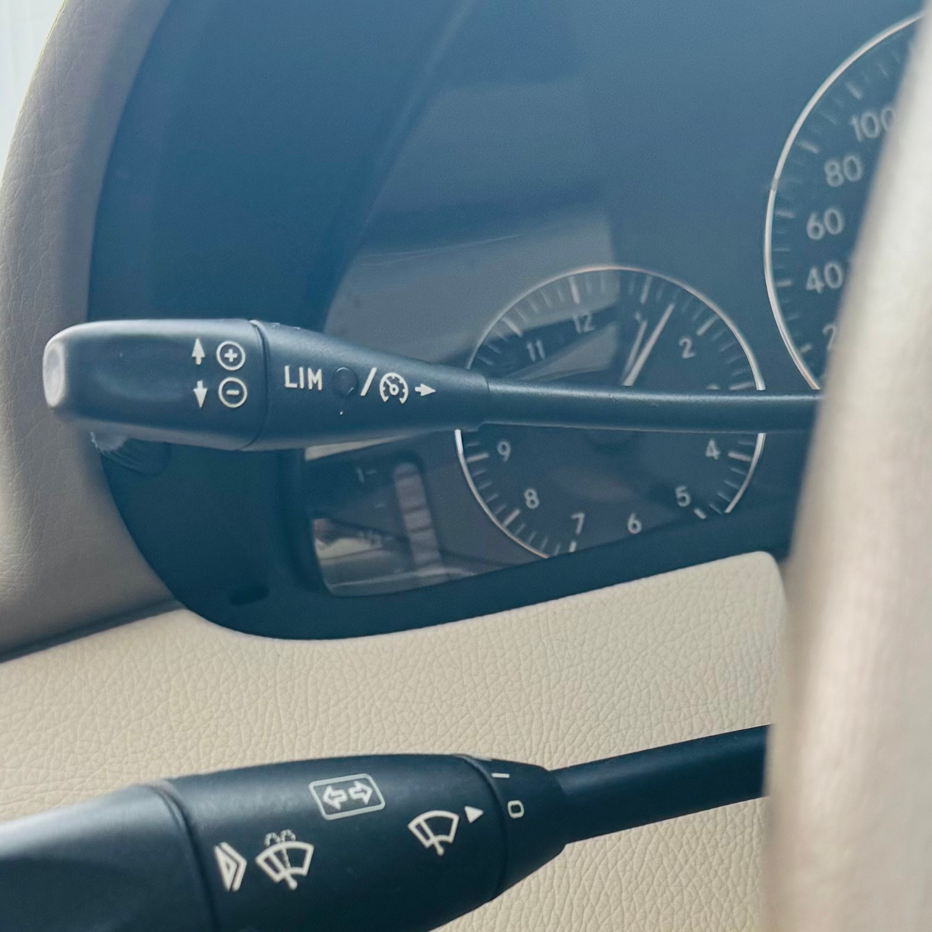 MERCEDES-BENZ CLK 200 Kompressor Elegance-image-6