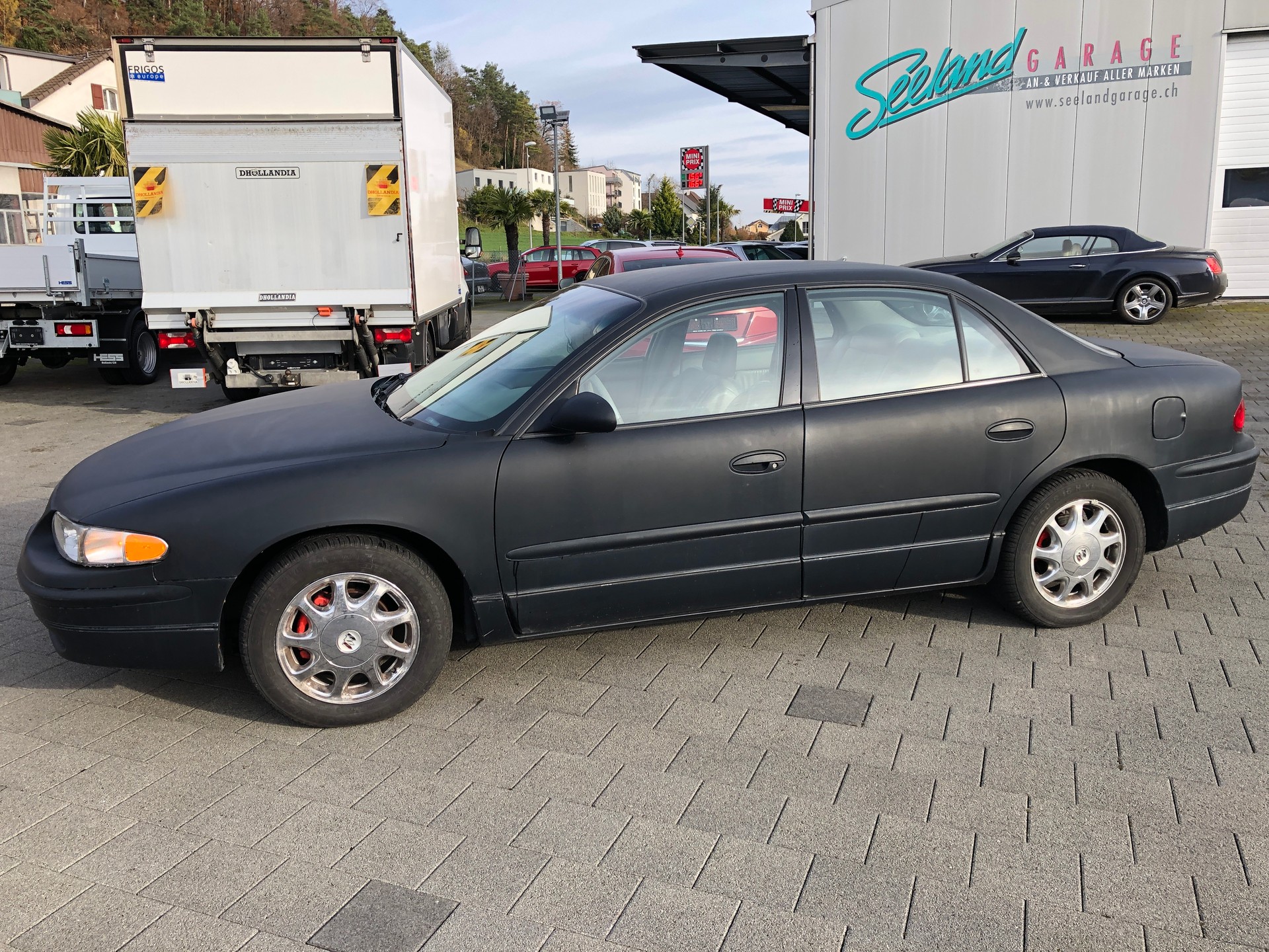BUICK Regal GS 3.8-V6-showroom-element-1