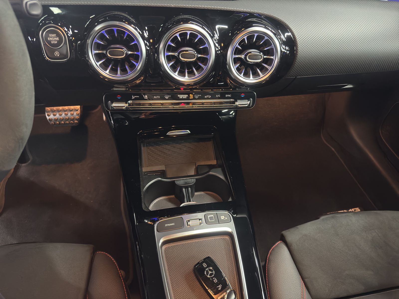 MERCEDES-BENZ CLA 45 S AMG 4Matic+ 8G-DCT-image-15