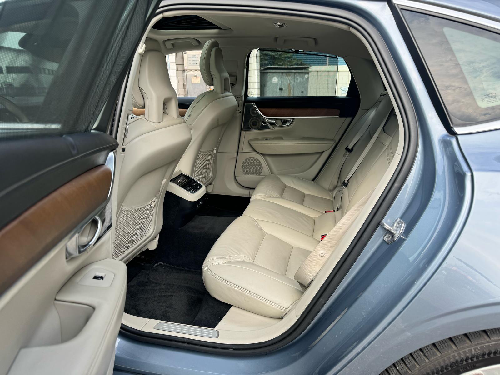 VOLVO S90 2.0 D5 Inscription AWD-image-7