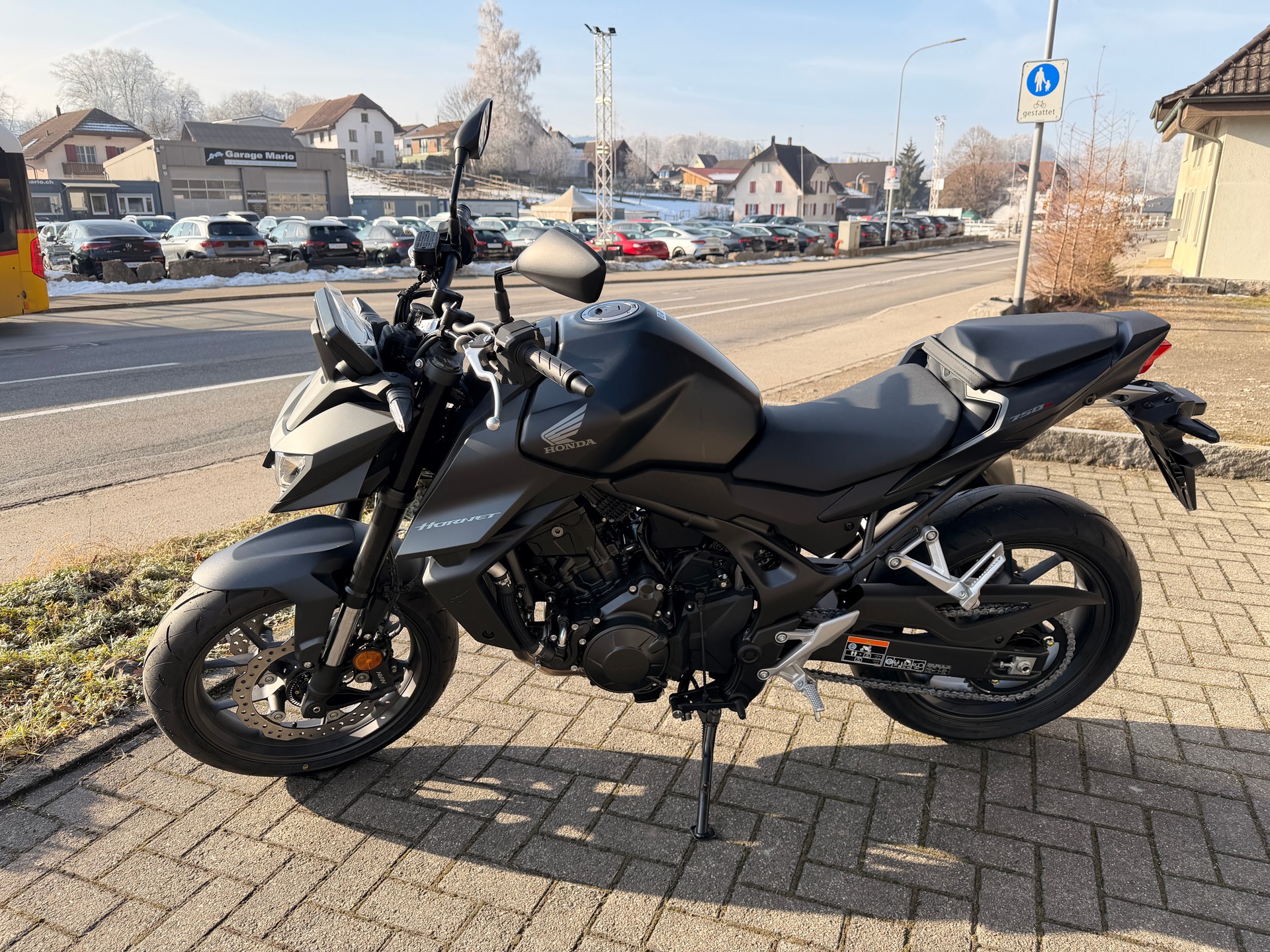 HONDA CB 750 Hornet (35kW)-image-1