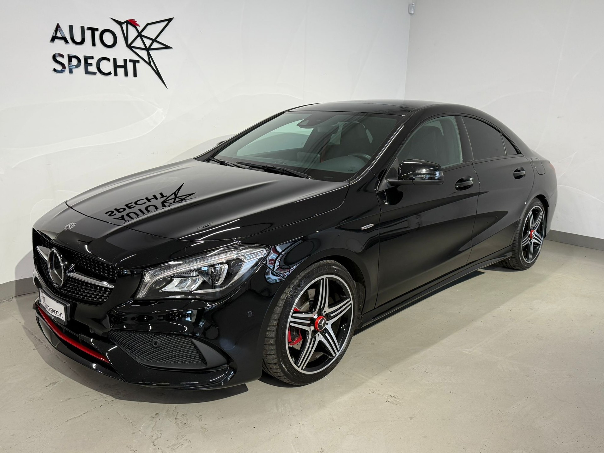 MERCEDES-BENZ CLA 250 Sport 4Matic 7G-DCT-showroom-element-1