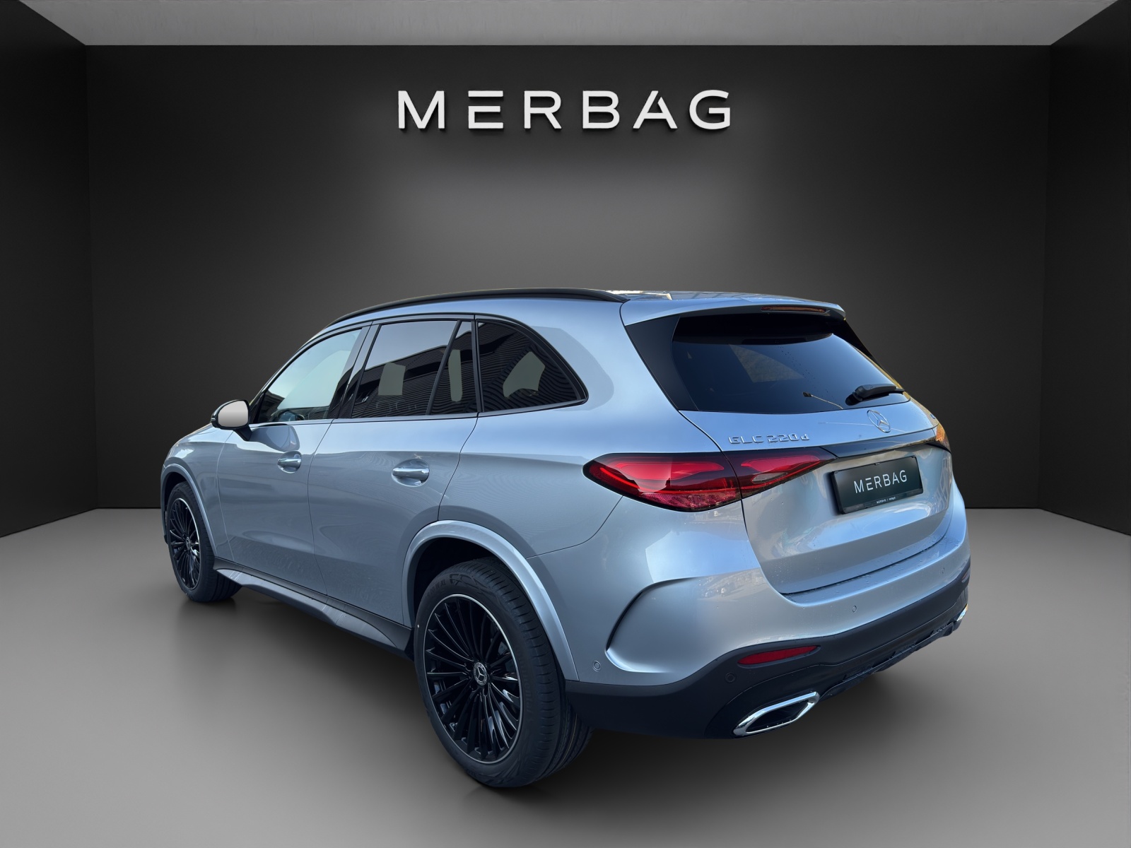 MERCEDES-BENZ GLC 220 d 4Matic 9G-Tronic-image-2
