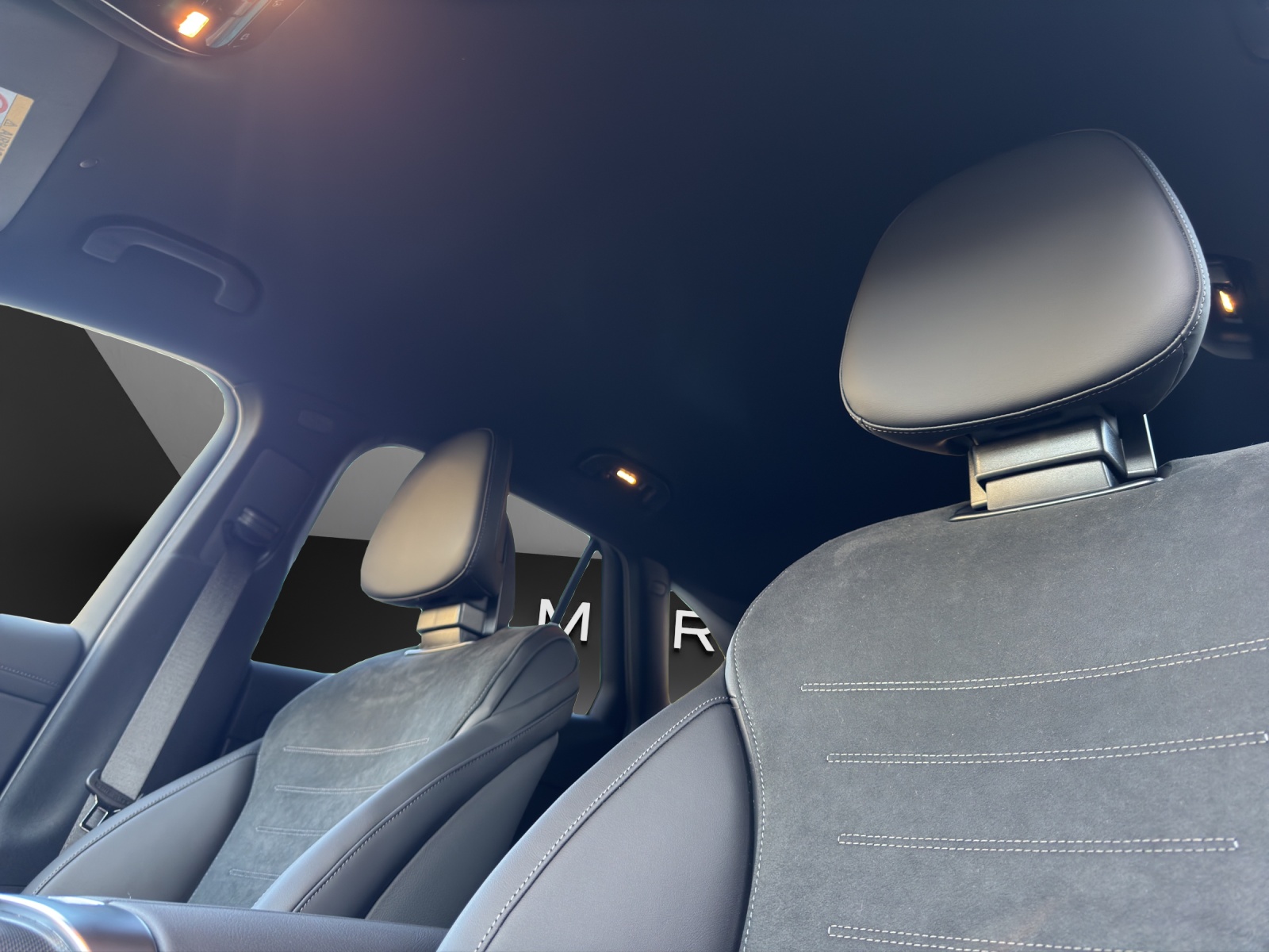 MERCEDES-BENZ GLC 220 d 4Matic 9G-Tronic-image-13