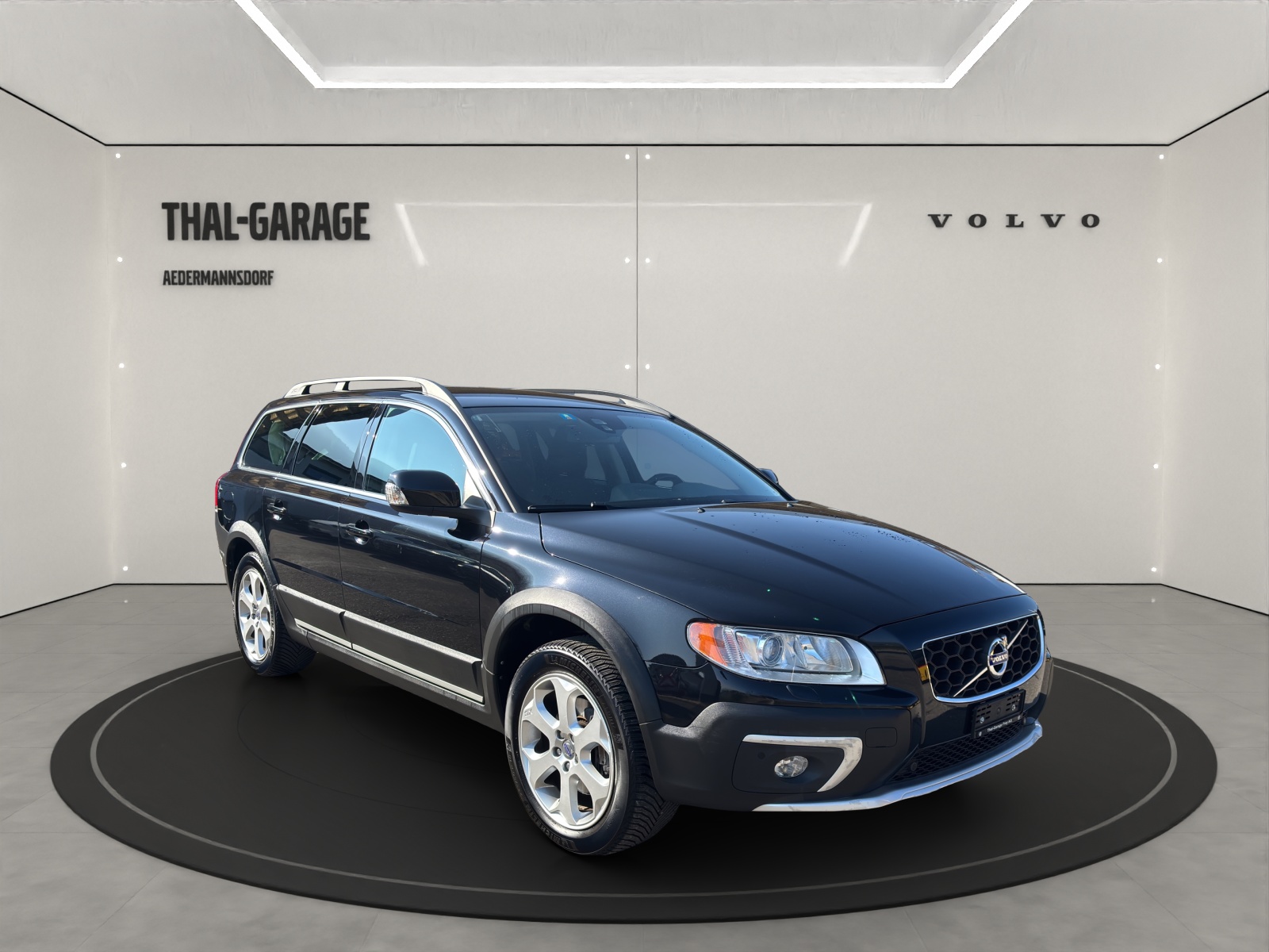 VOLVO XC70 2.4 D4 Family Ed. AWD-image-13