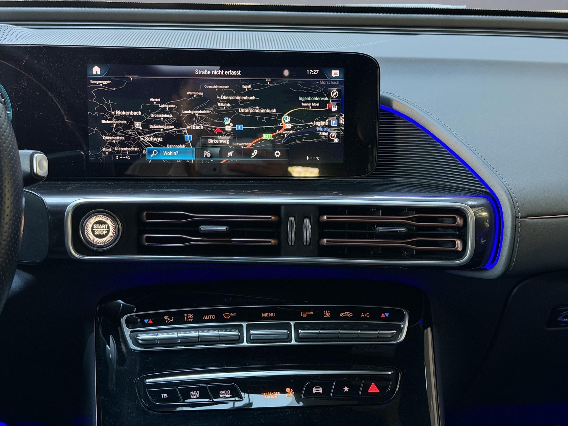 MERCEDES-BENZ EQC 400 4matic-image-13