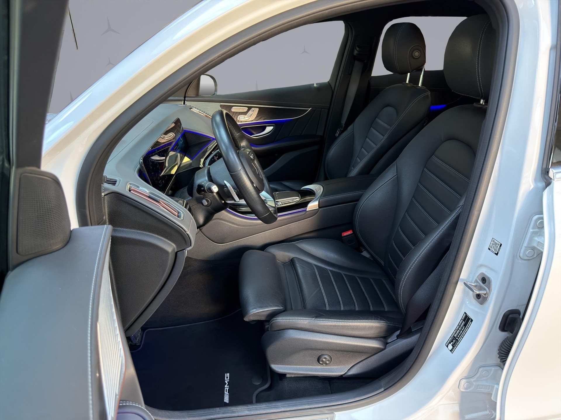 MERCEDES-BENZ EQC 400 4matic-image-8