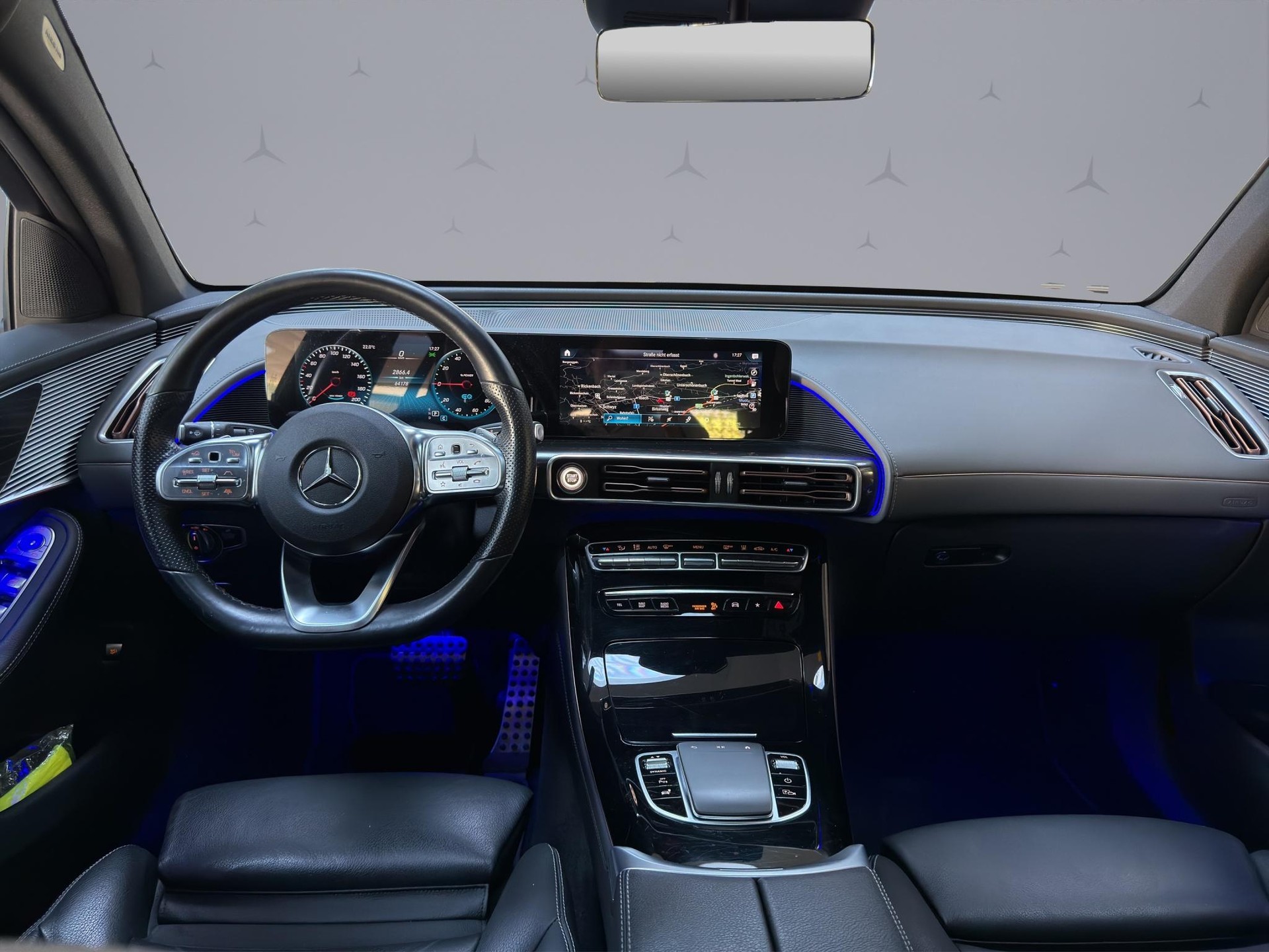 MERCEDES-BENZ EQC 400 4matic-image-12
