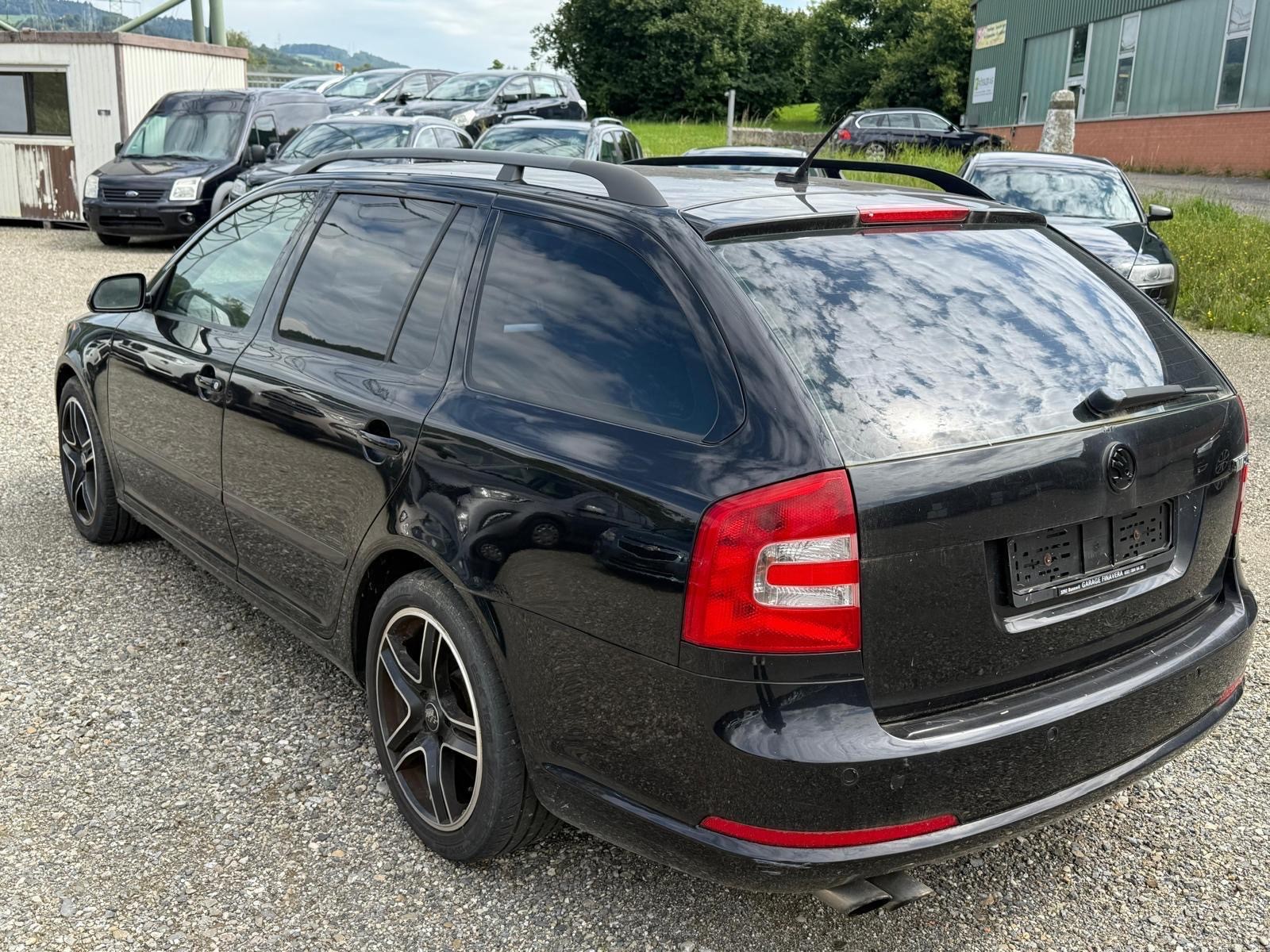SKODA Octavia 2.0 TFSI RS-image-9