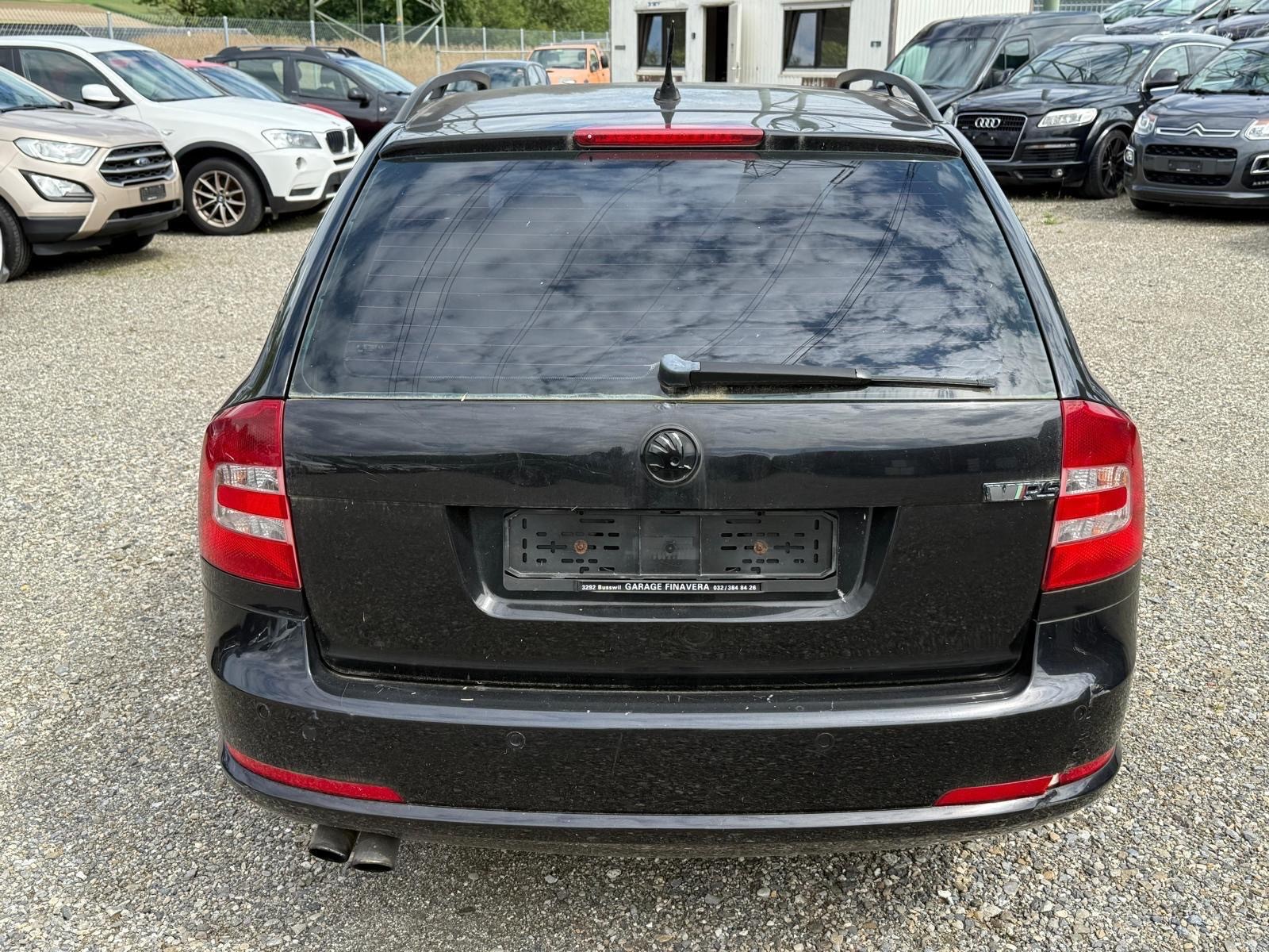 SKODA Octavia 2.0 TFSI RS-image-11