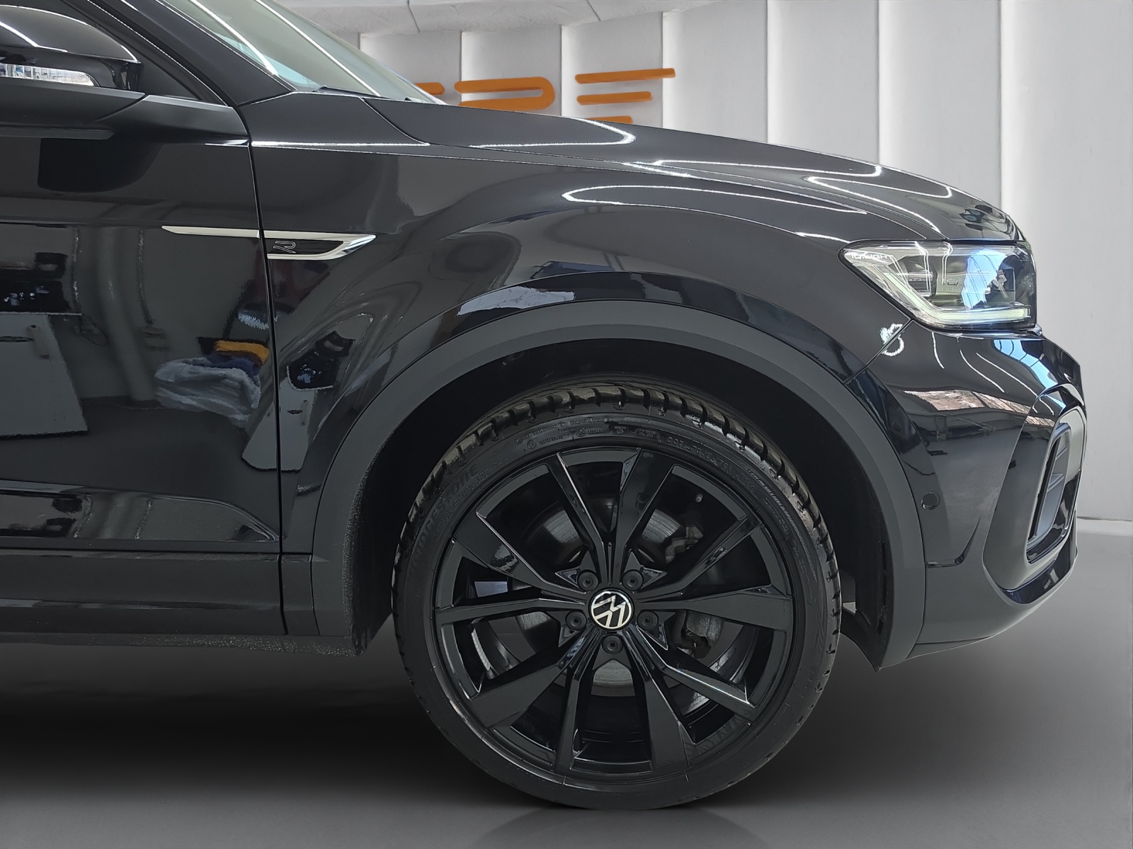 VW T-Roc 2.0 TSI R-Line DSG 4motion-image-16