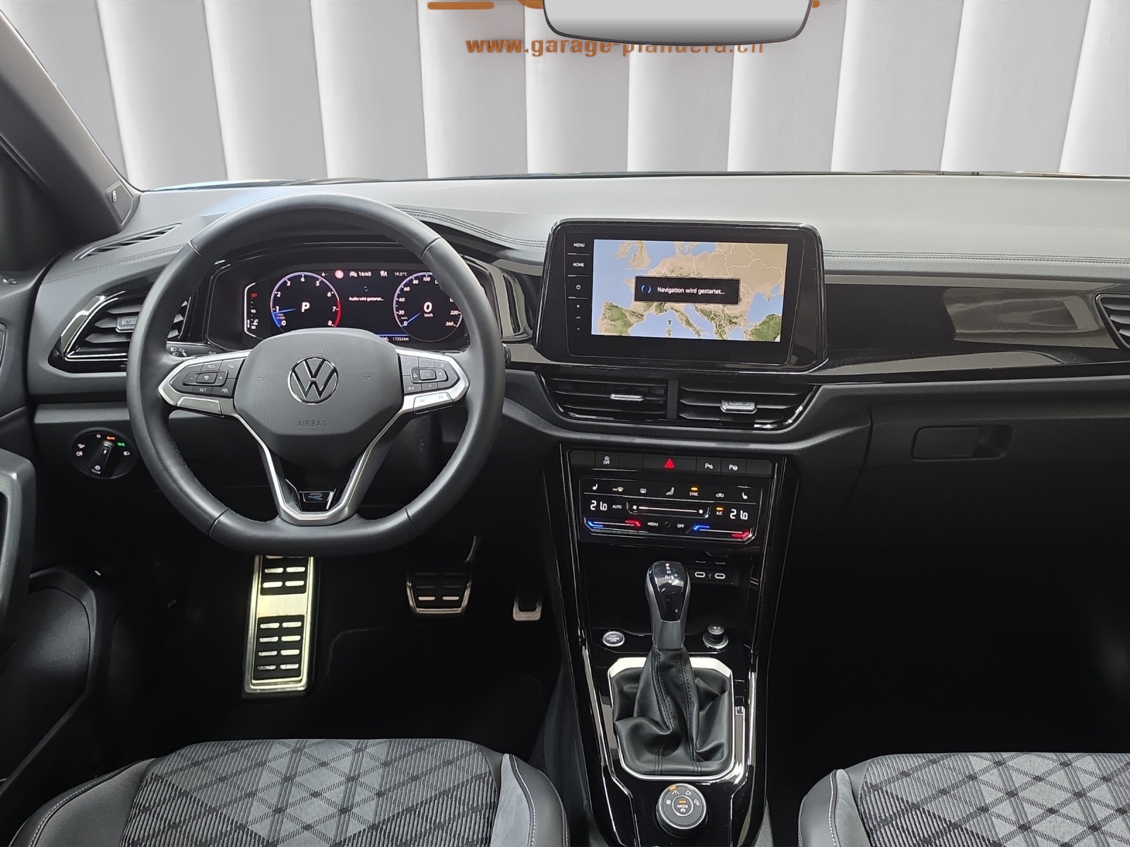 VW T-Roc 2.0 TSI R-Line DSG 4motion-image-8