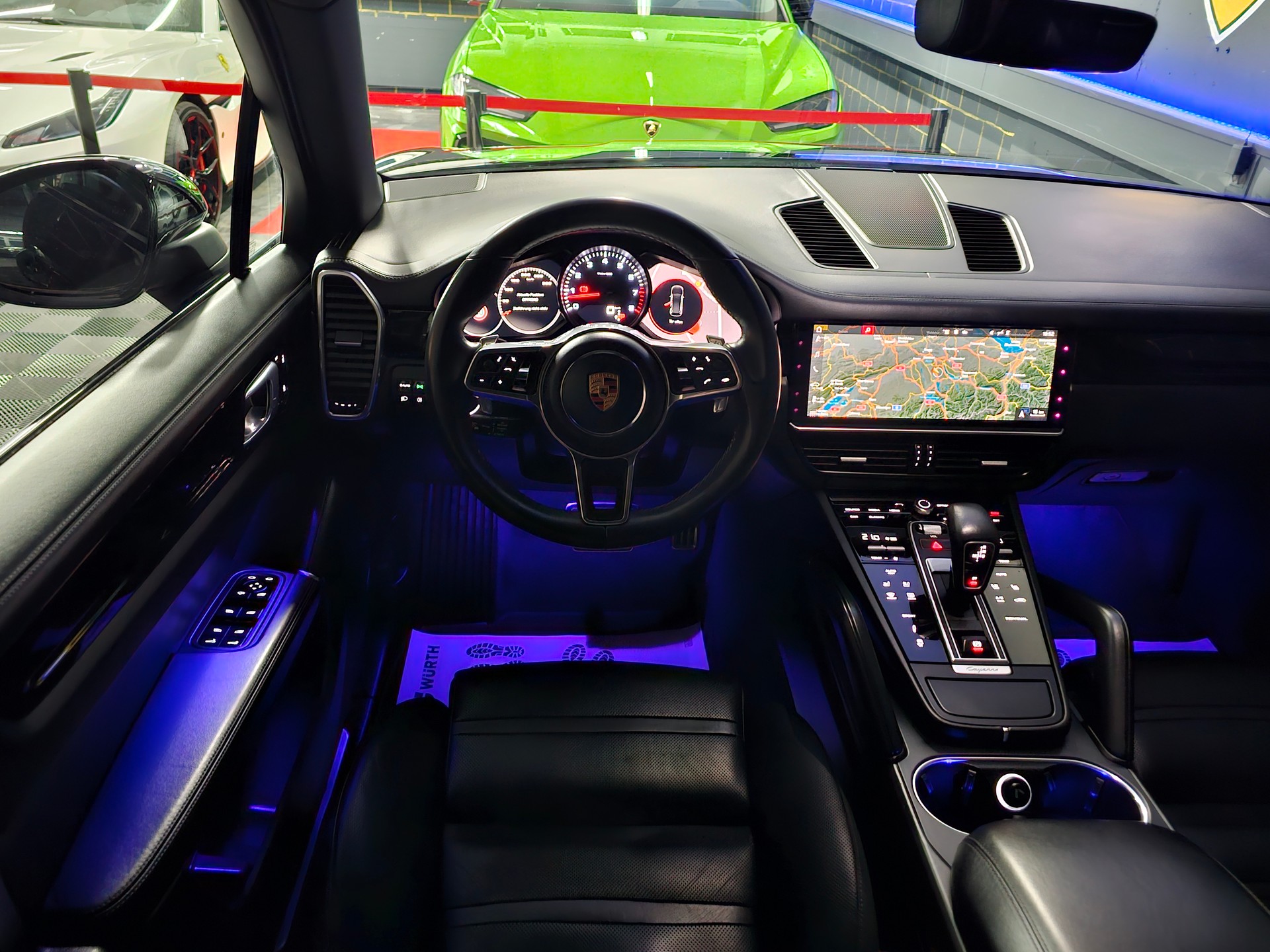 PORSCHE Cayenne S Turbo Look-image-11