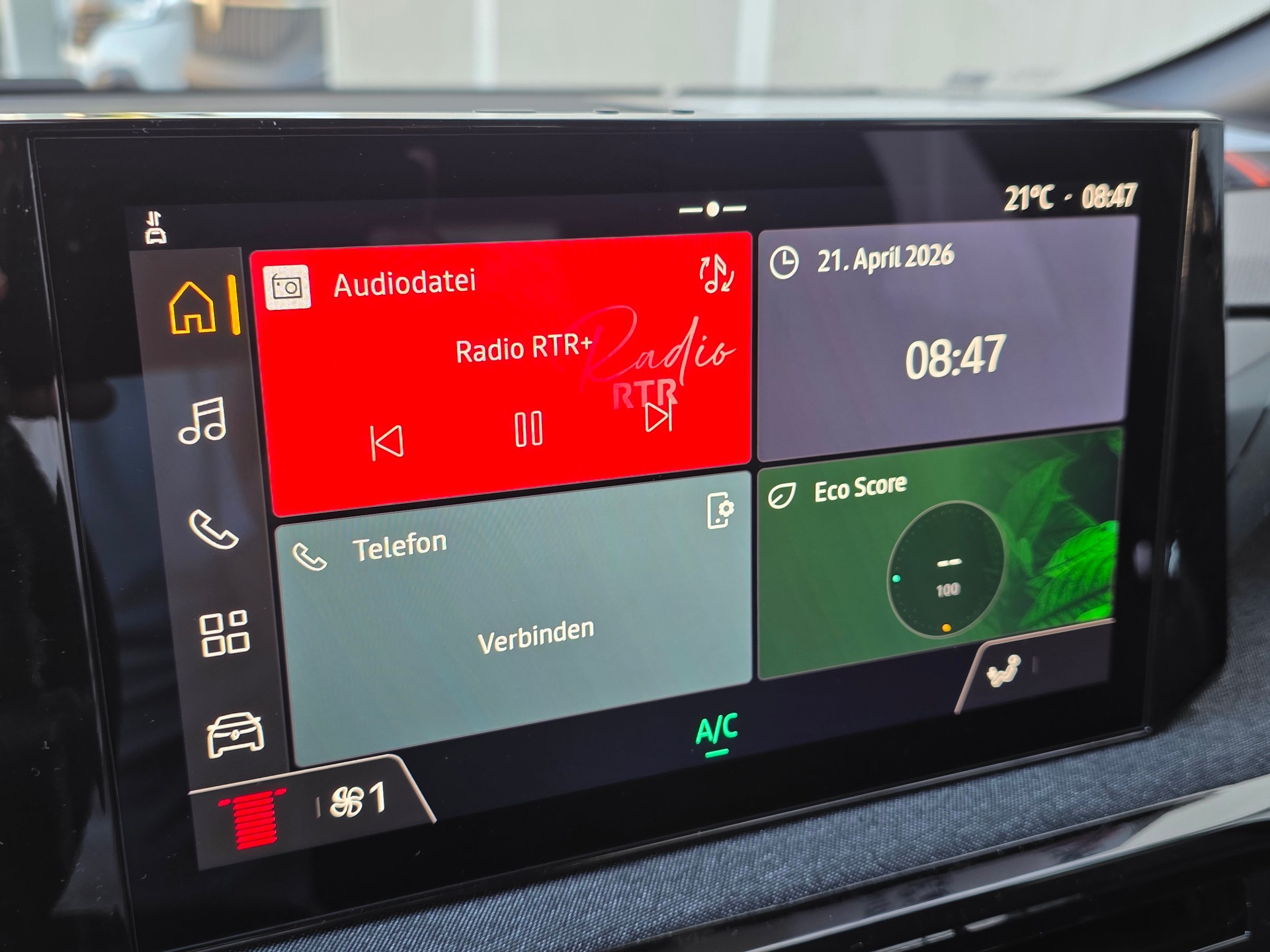 RENAULT Clio 1.0 Evolution-image-8