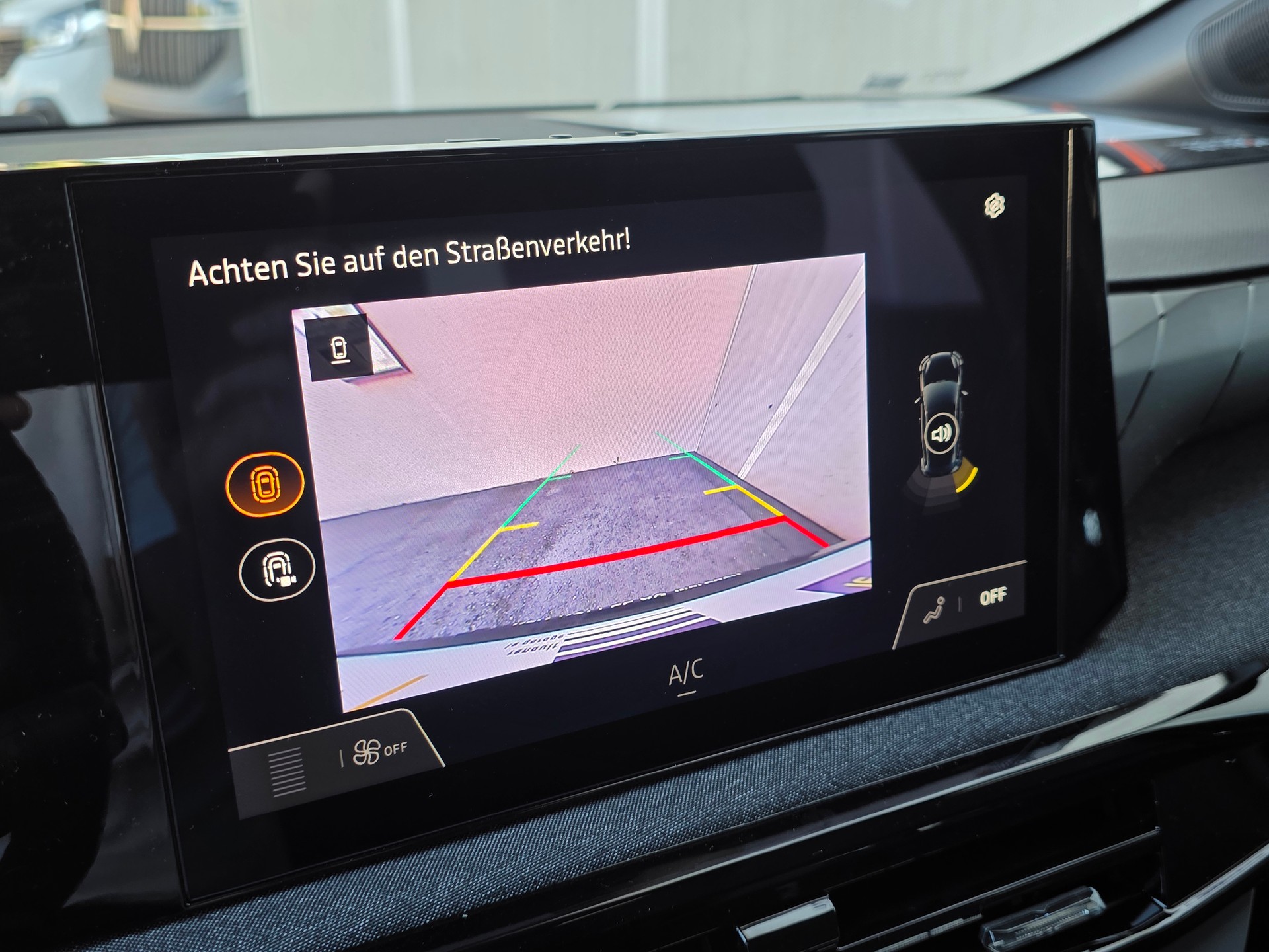 RENAULT Clio 1.0 Evolution-image-9
