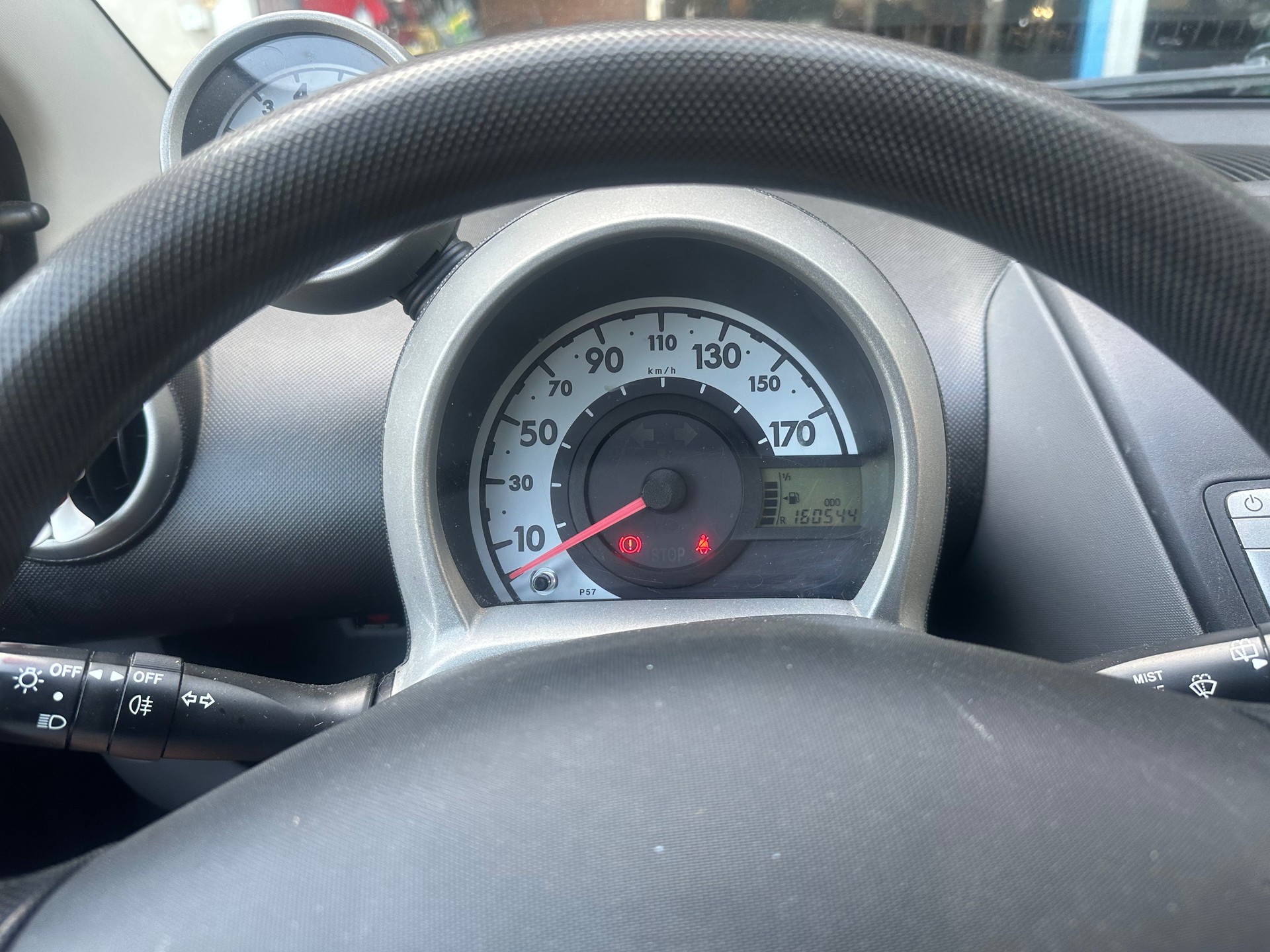 PEUGEOT 107 1.0 Trendy-image-6