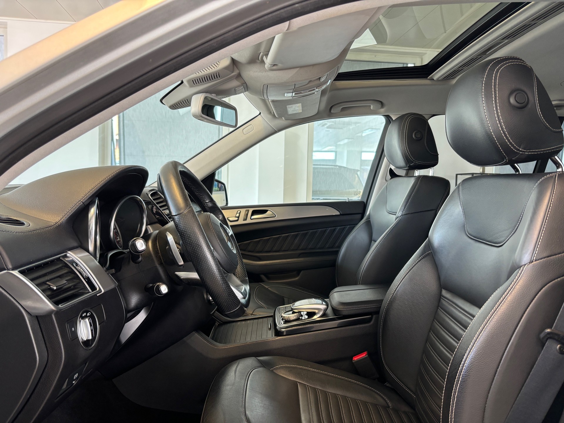 MERCEDES-BENZ GLS 350 d AMG-LINE 4Matic 9G-TRONIC-image-6